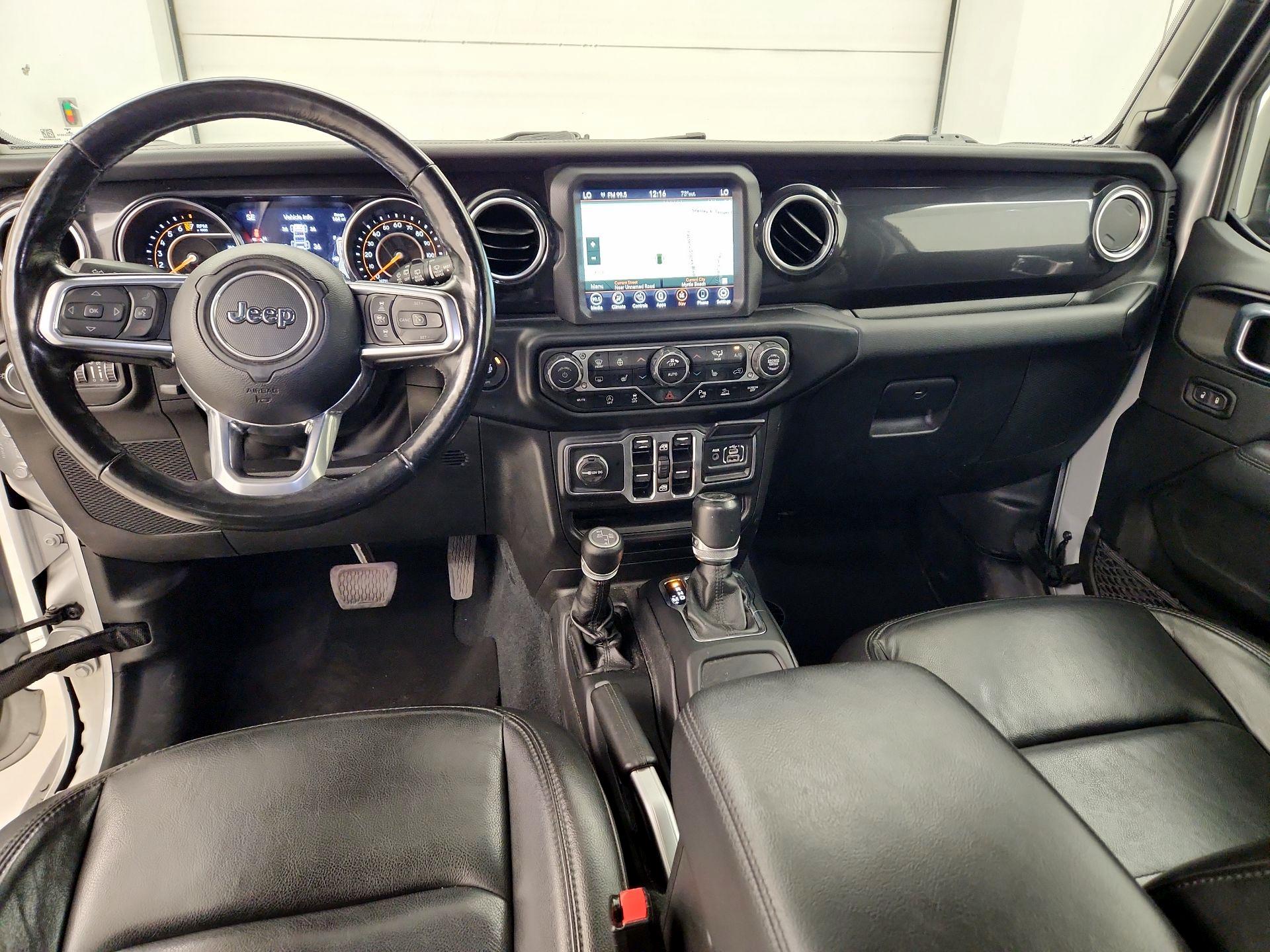 Thumbnail: 2022 Jeep Wrangler - 9