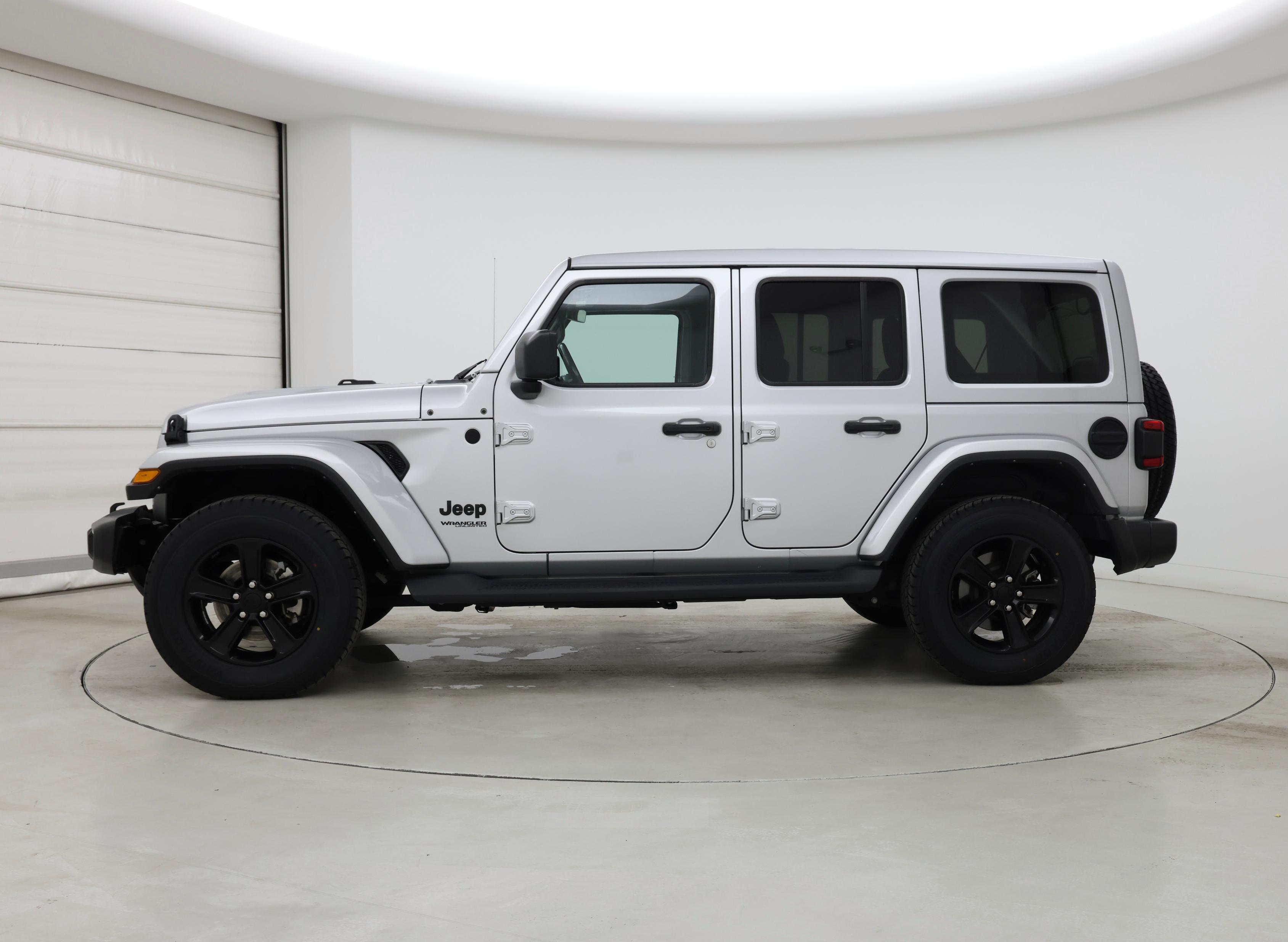 Thumbnail: 2022 Jeep Wrangler - 3