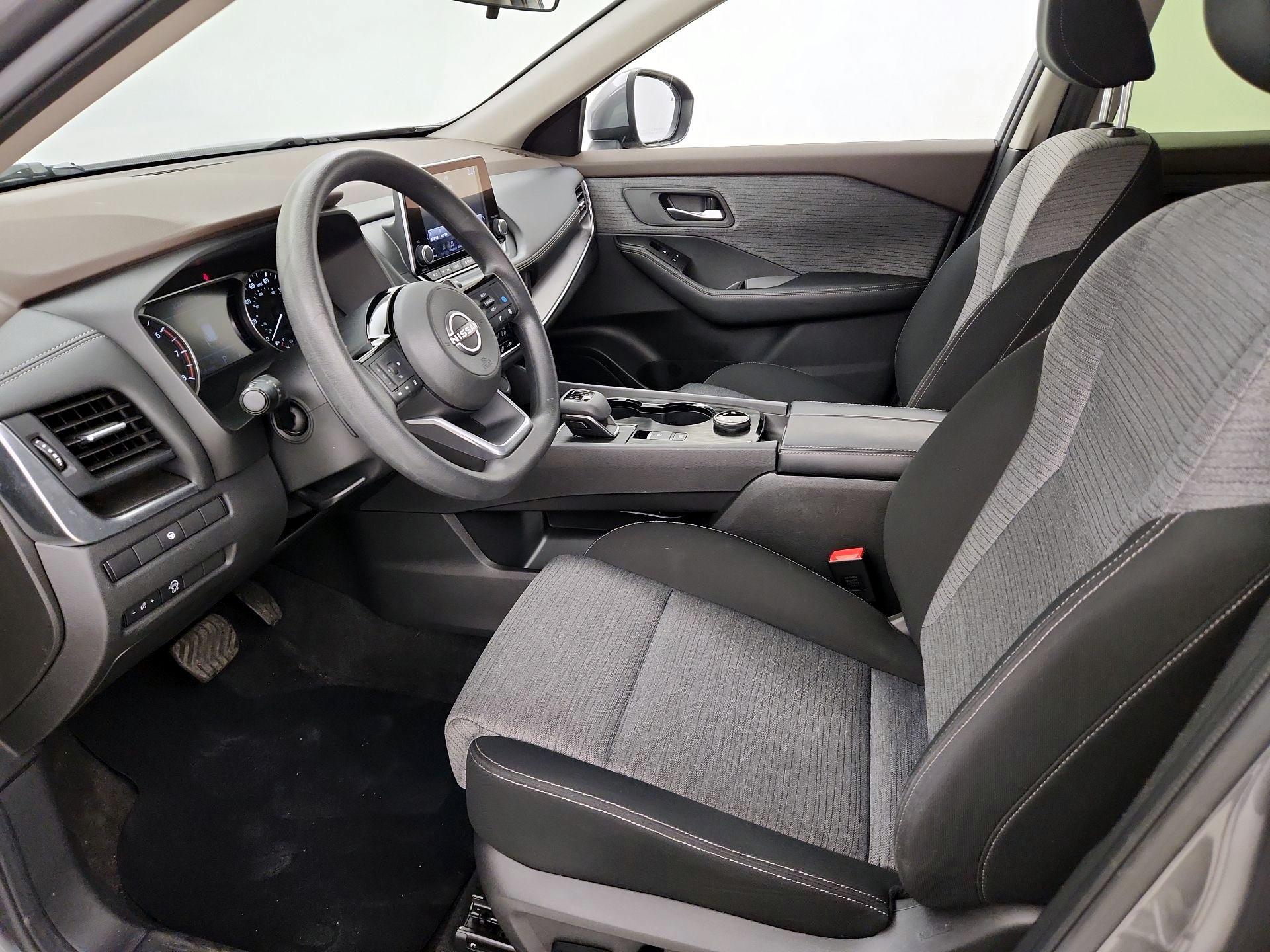 Thumbnail: 2023 Nissan Rogue - 11
