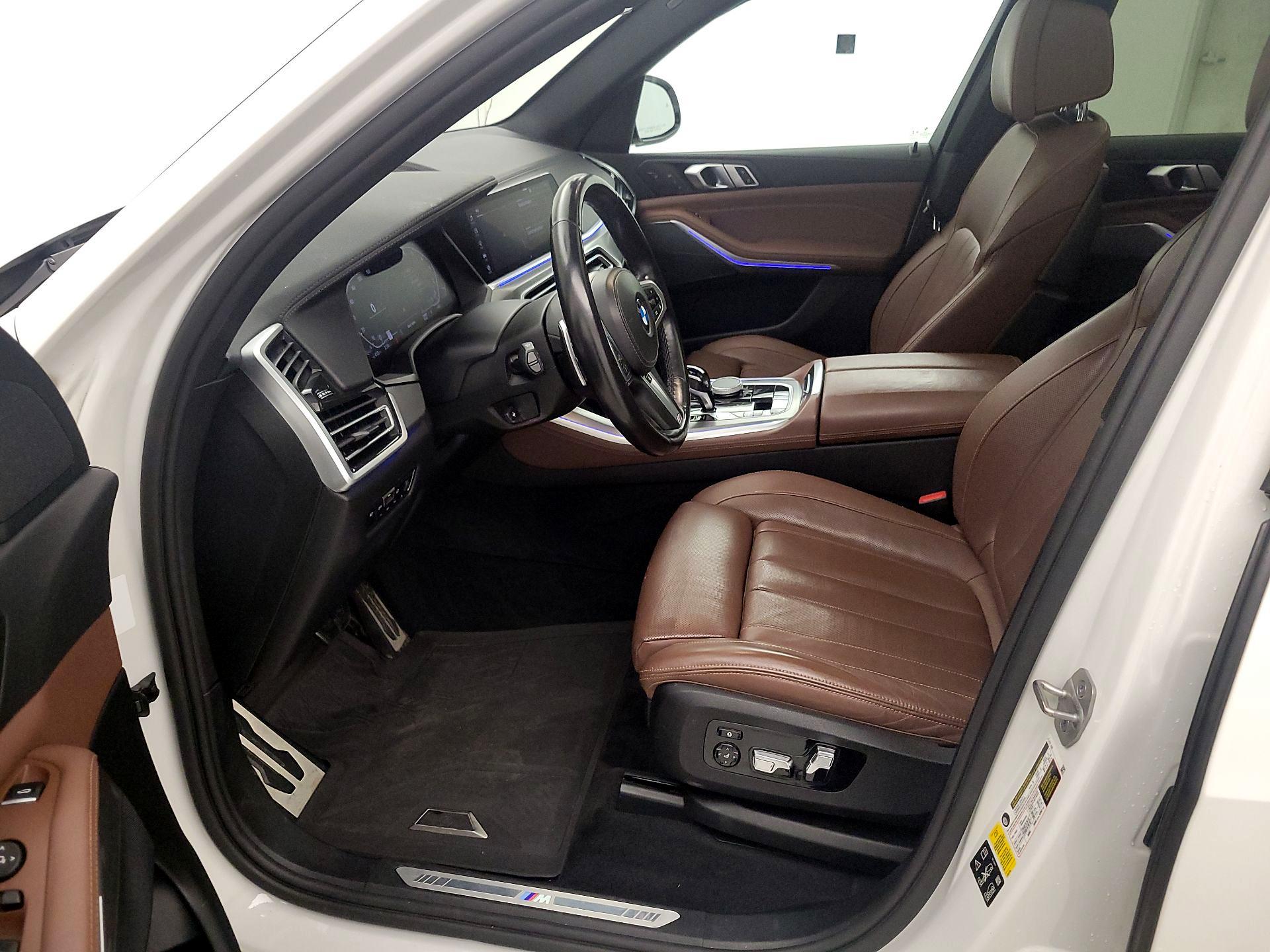 Thumbnail: 2021 BMW X5 - 11
