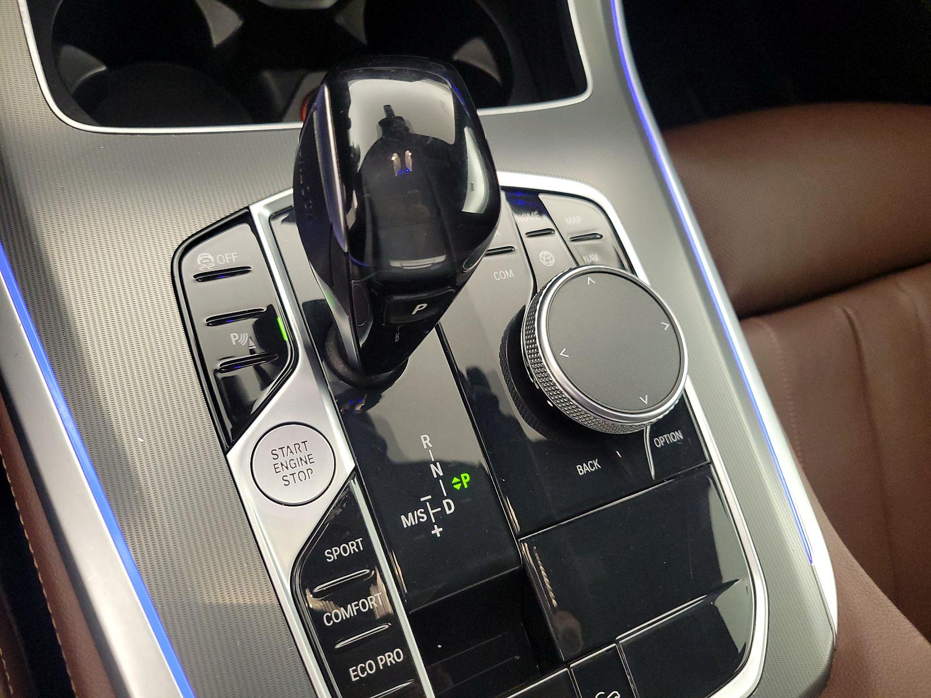 Thumbnail: 2021 BMW X5 - 17