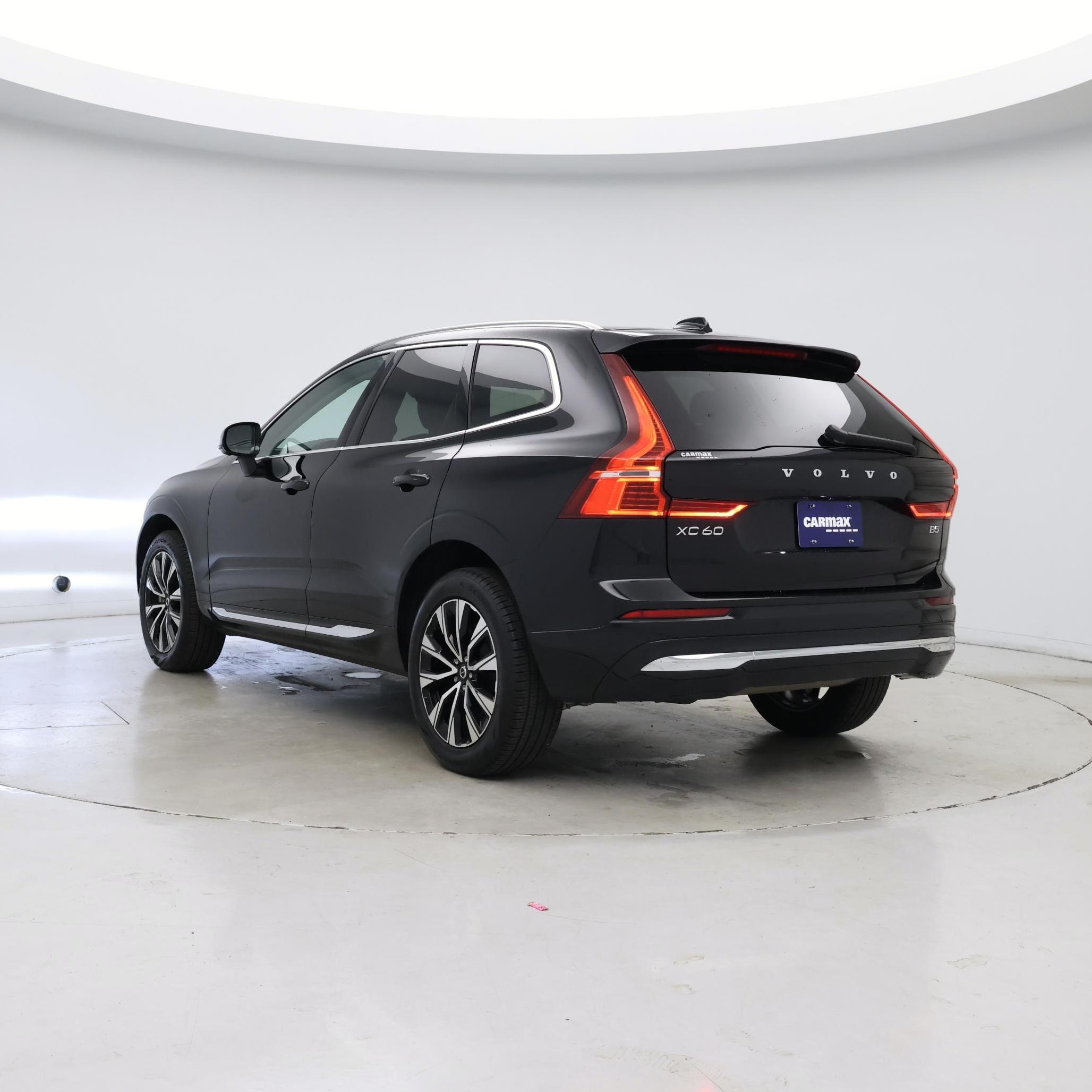 Thumbnail: 2023 Volvo XC60 - 2