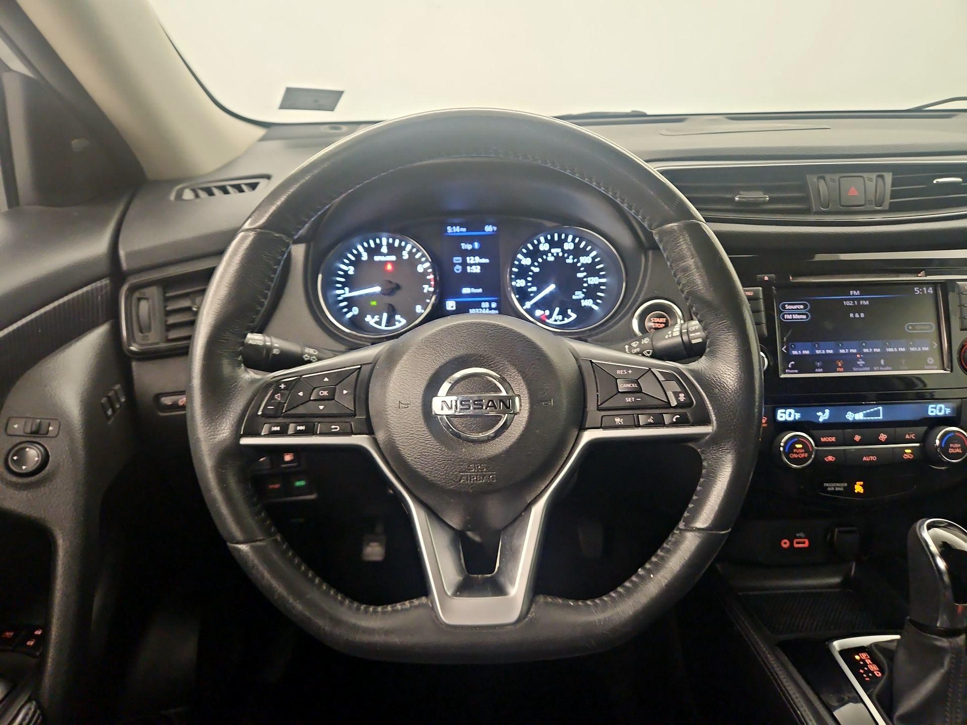 Thumbnail: 2018 Nissan Rogue - 10
