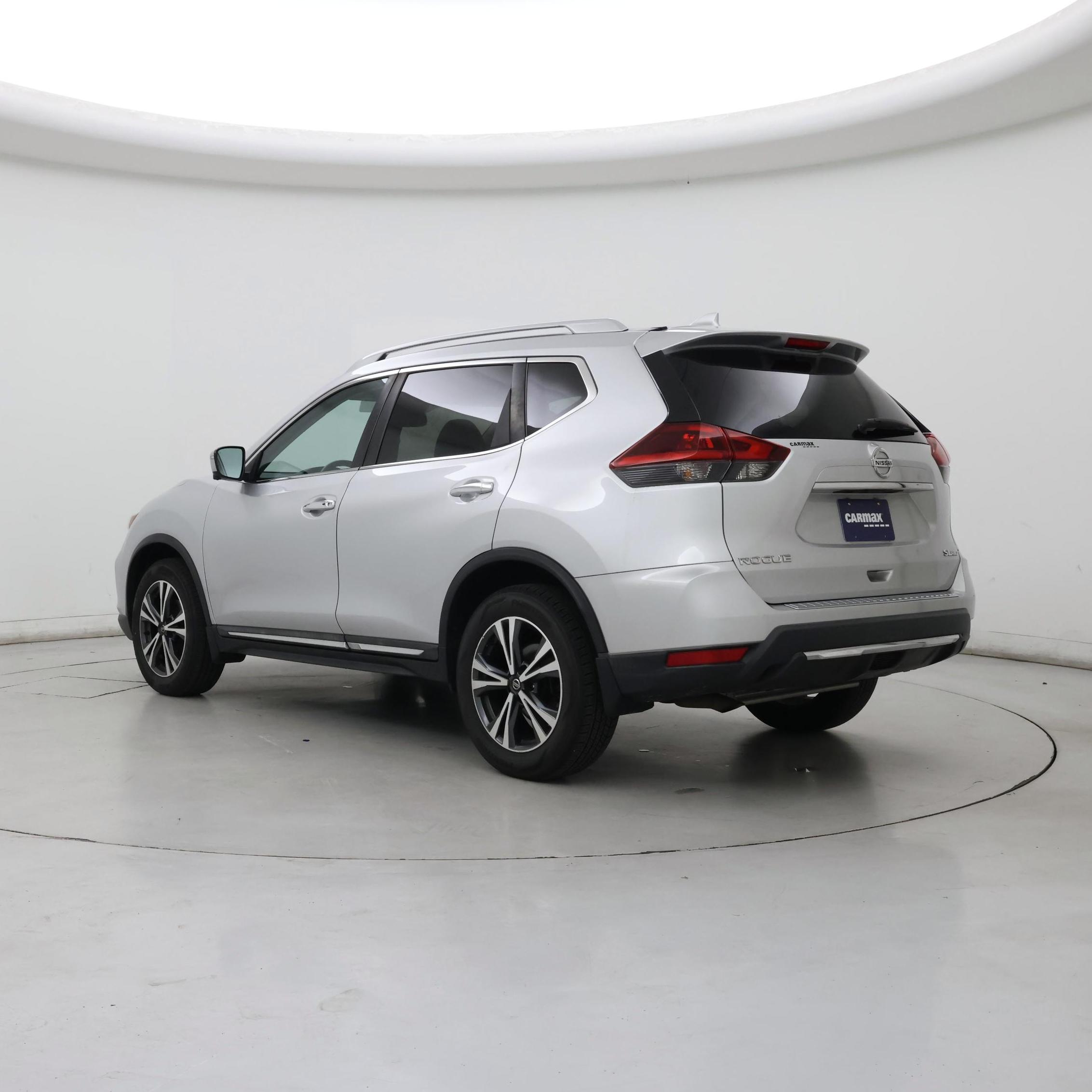 Thumbnail: 2018 Nissan Rogue - 2