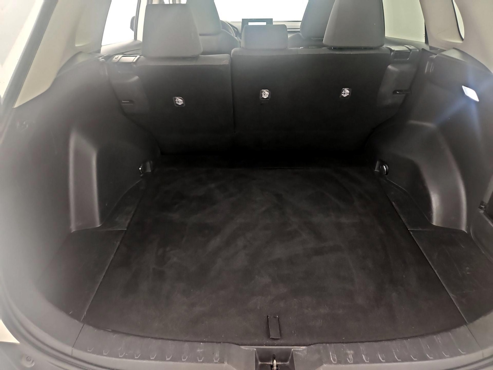 2022 Toyota RAV4 XLE - Photo 21