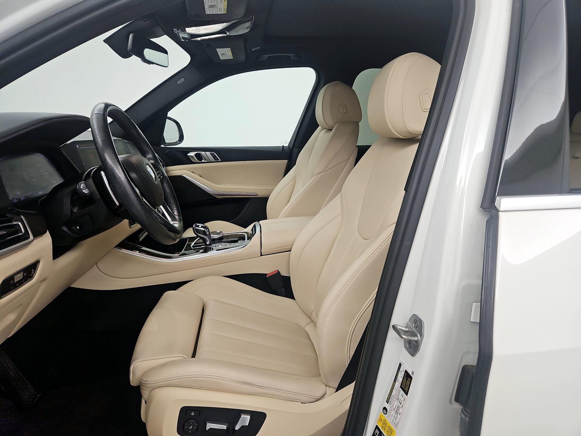 Thumbnail: 2022 BMW X5 - 11