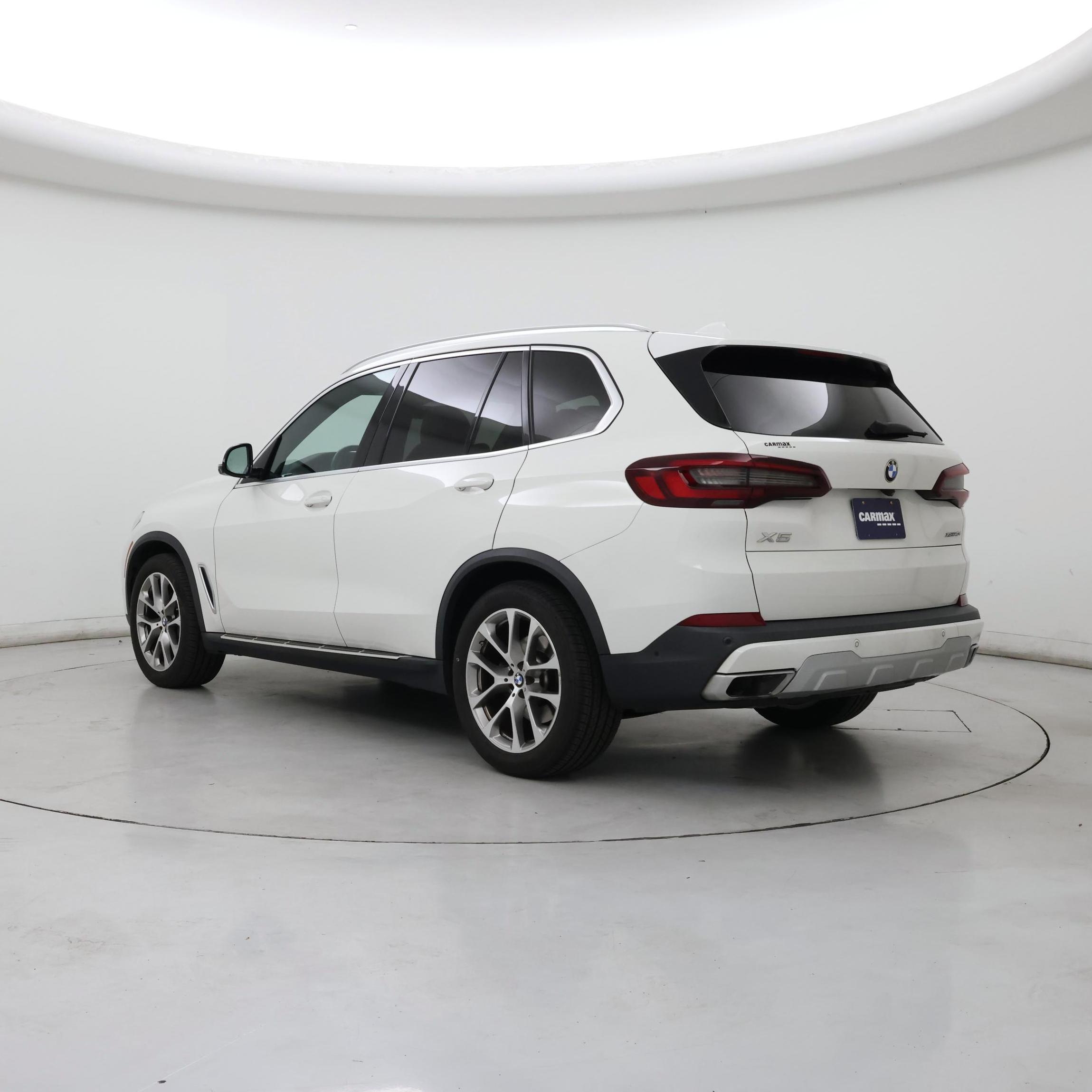 Thumbnail: 2022 BMW X5 - 2
