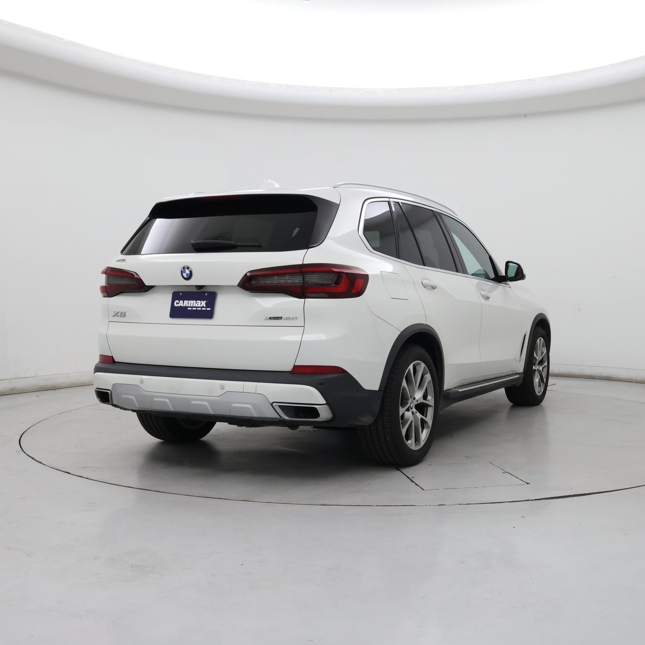 Thumbnail: 2022 BMW X5 - 8