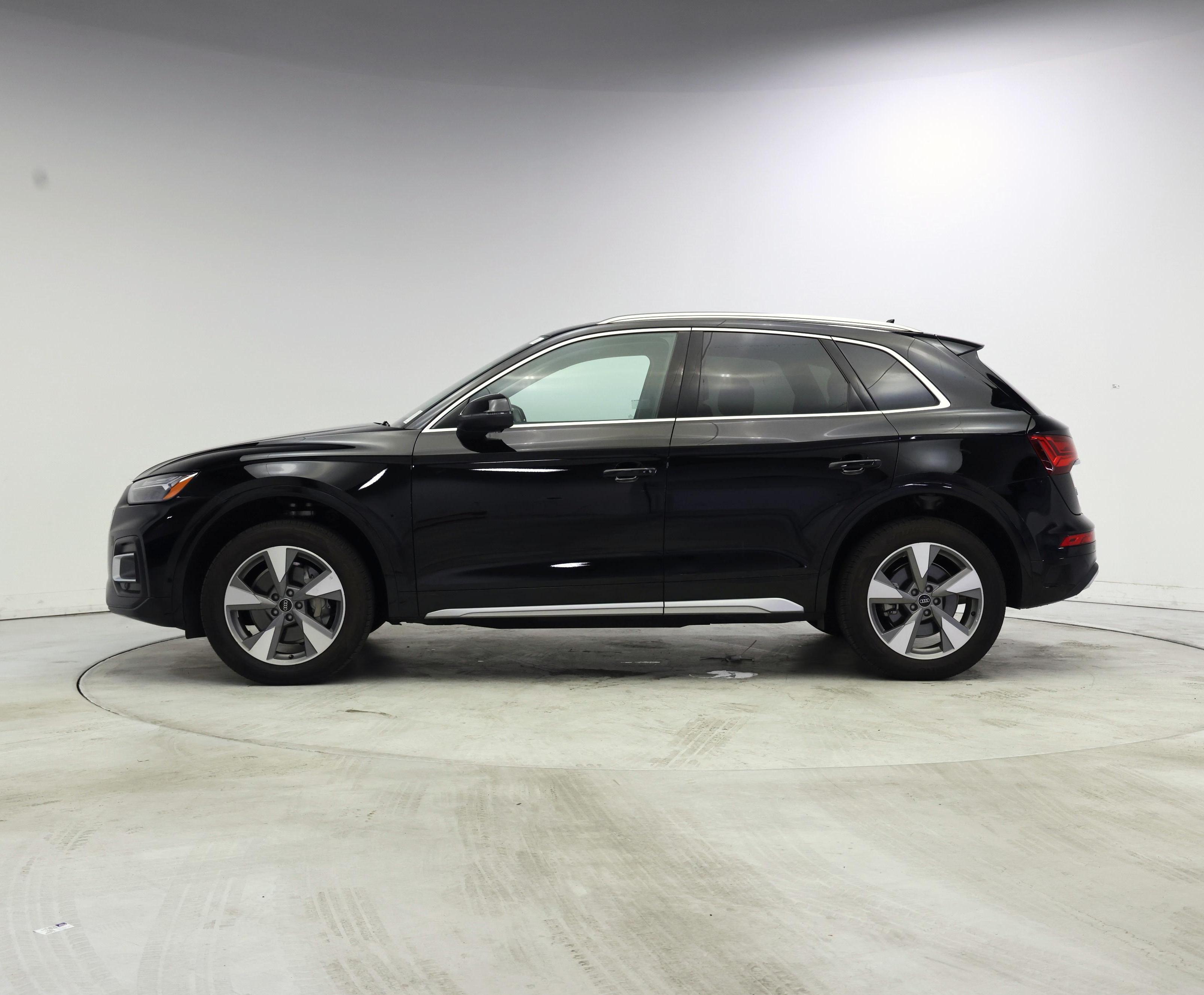 Thumbnail: 2023 Audi Q5 - 3