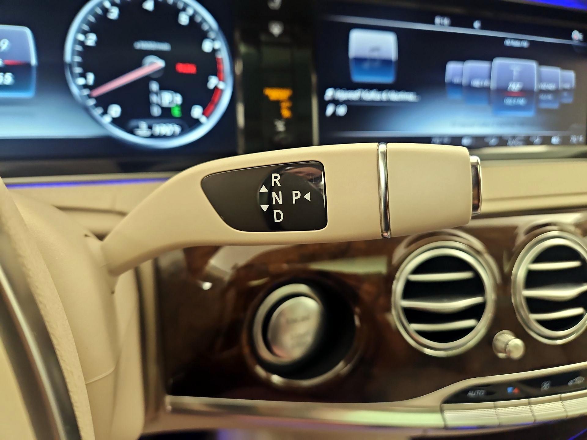 Thumbnail: 2016 Mercedes-Benz S-Class - 18
