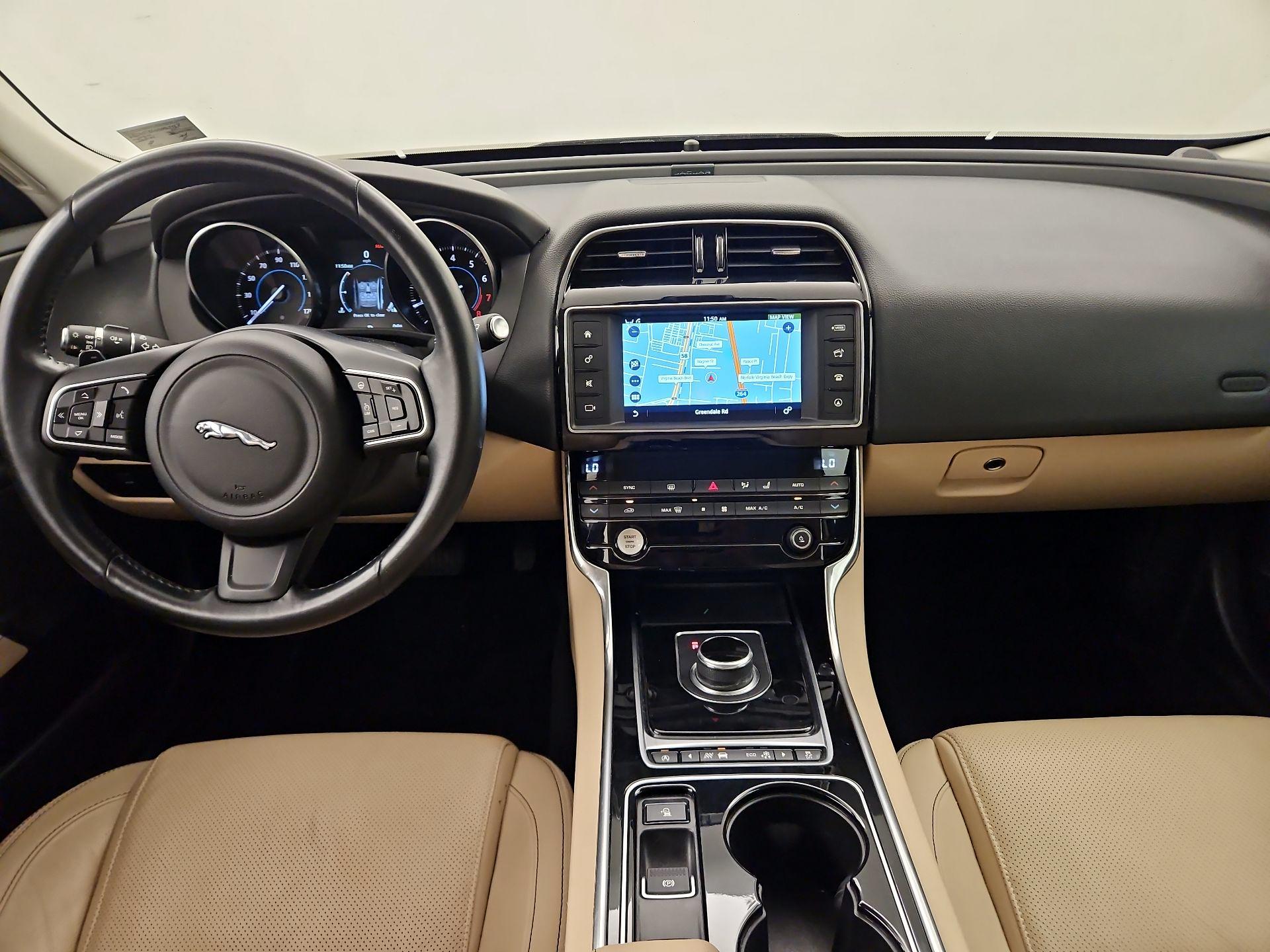 Thumbnail: 2017 Jaguar XE - 9