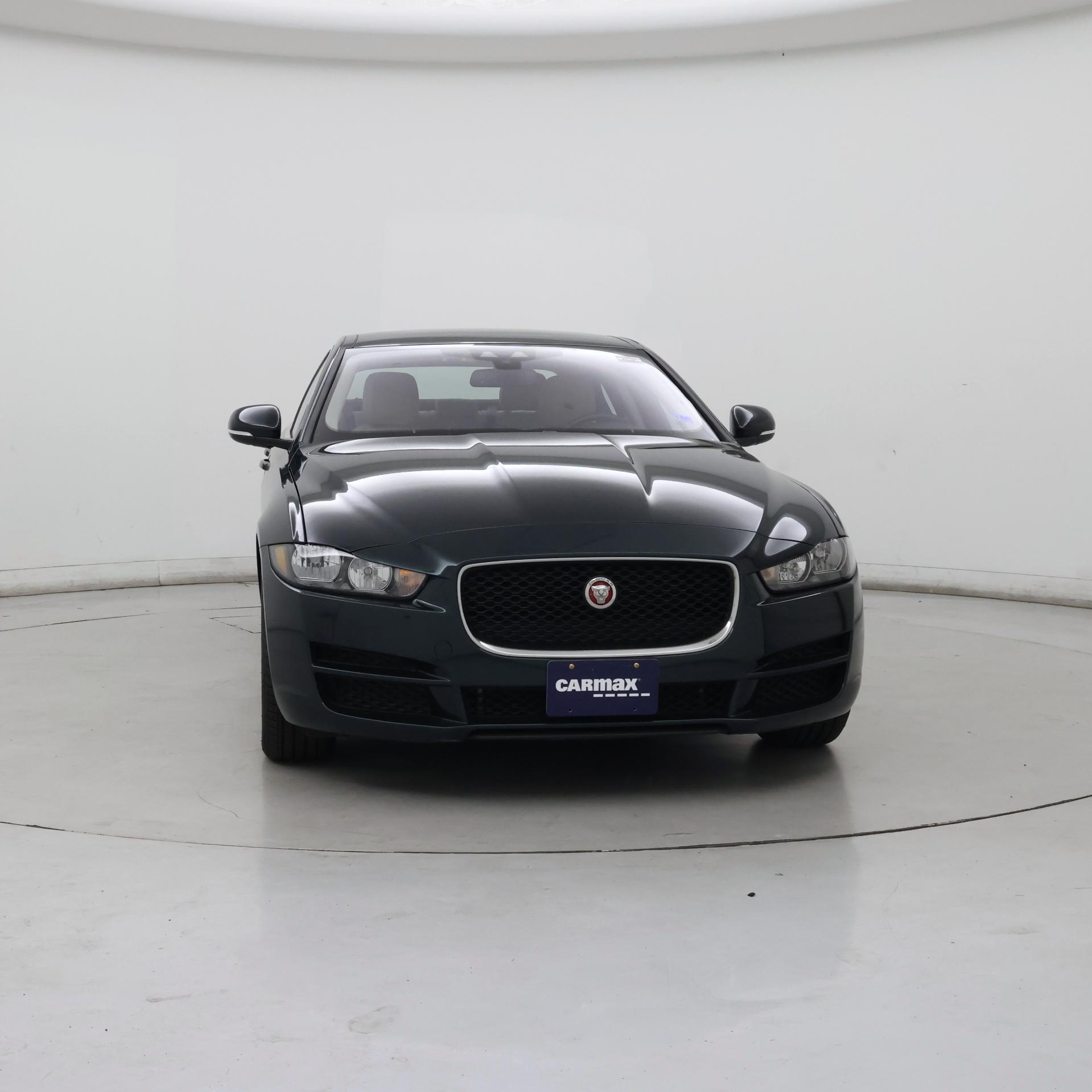 Thumbnail: 2017 Jaguar XE - 5
