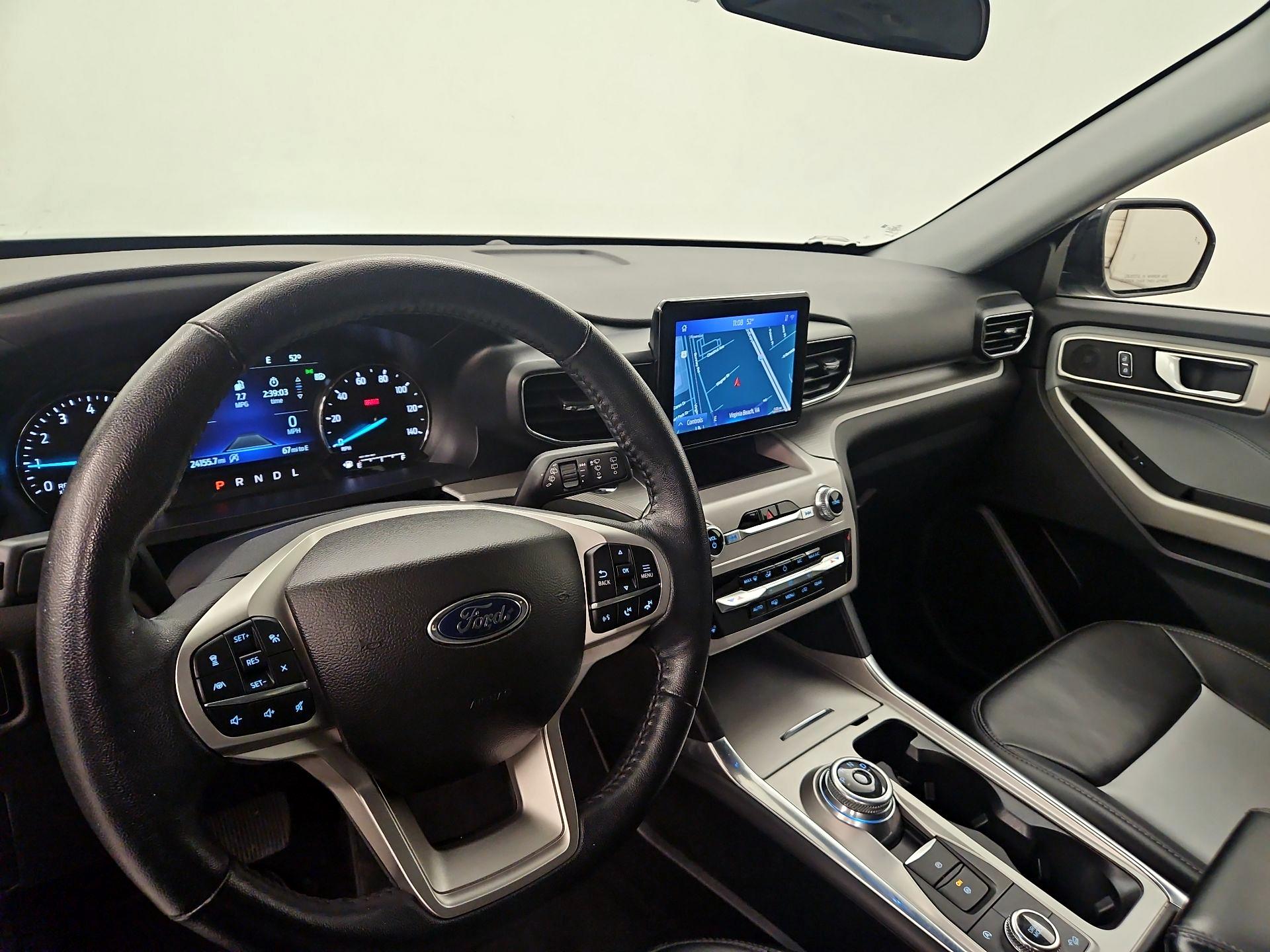Thumbnail: 2023 Ford Explorer - 9