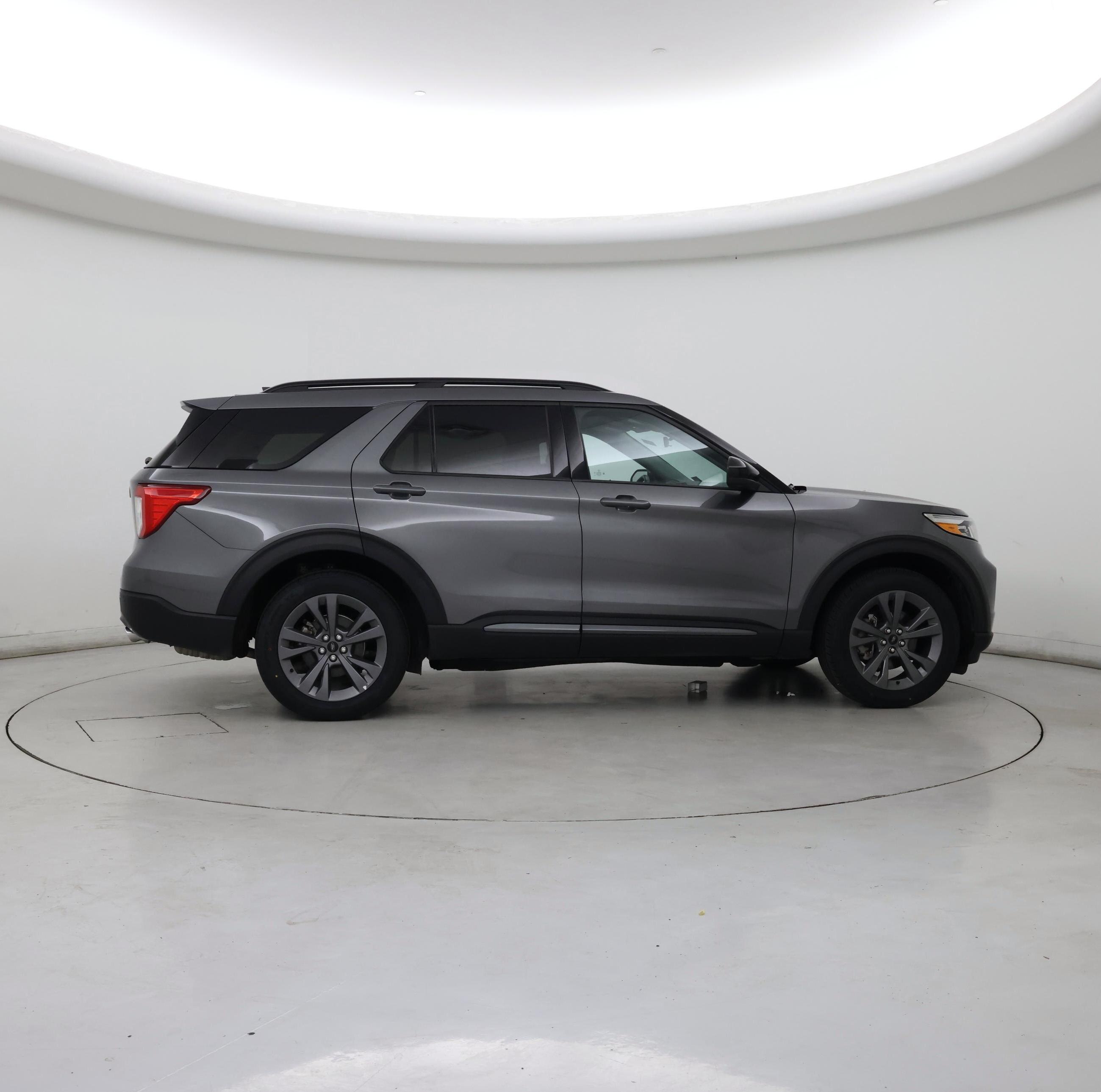 Thumbnail: 2023 Ford Explorer - 7