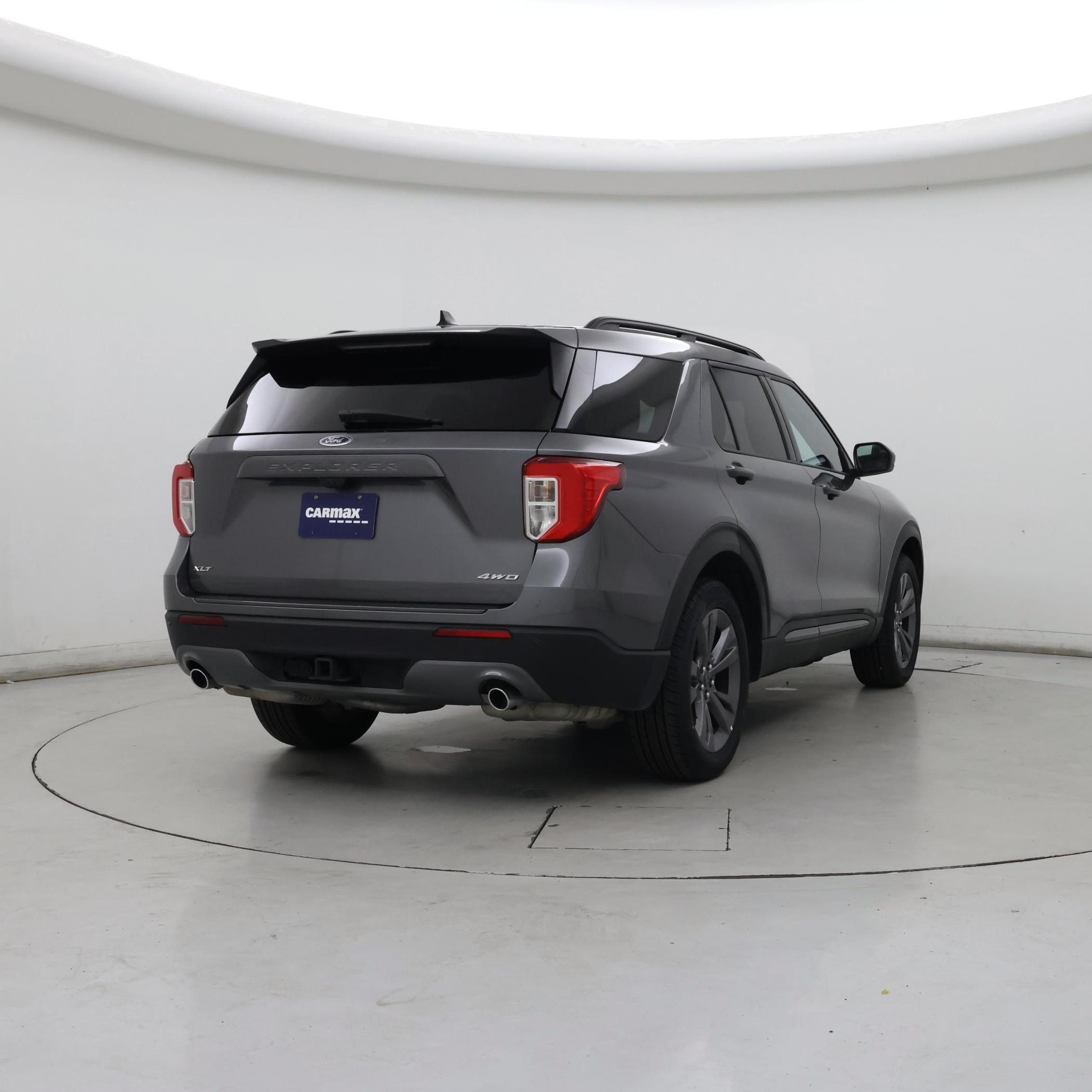 Thumbnail: 2023 Ford Explorer - 8