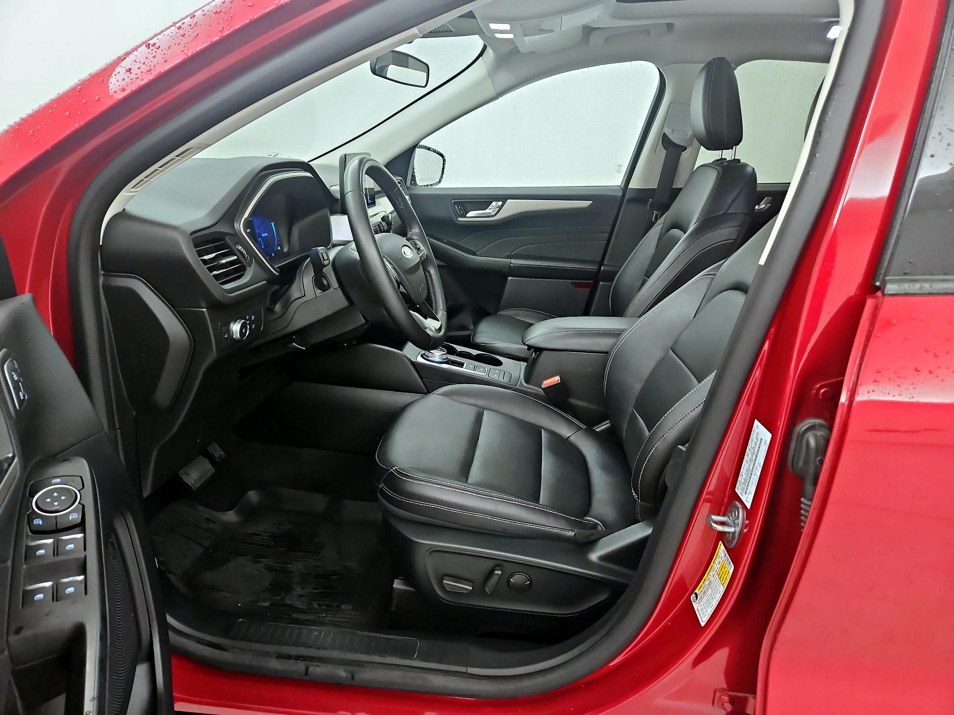 Thumbnail: 2022 Ford Escape - 11