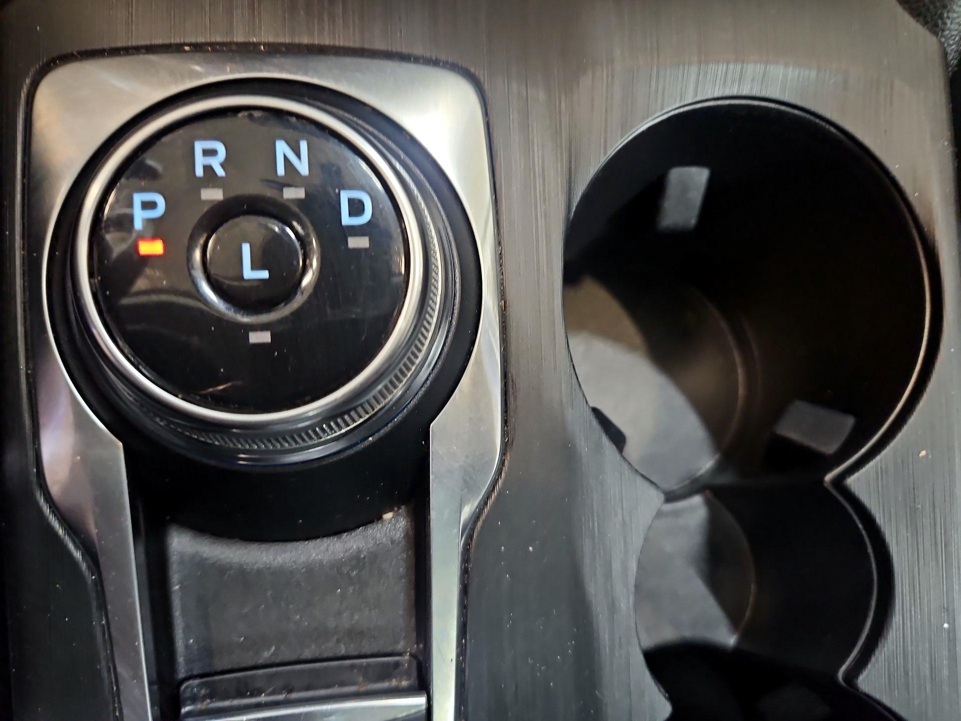 Thumbnail: 2022 Ford Escape - 18