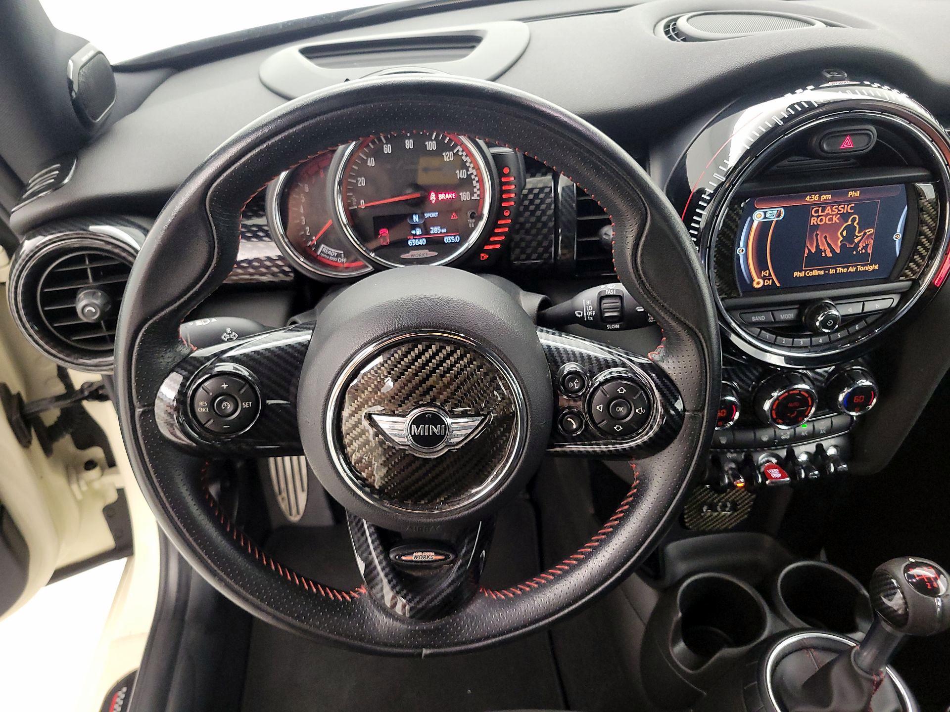 Thumbnail: 2017 MINI Cooper Hardtop - 10