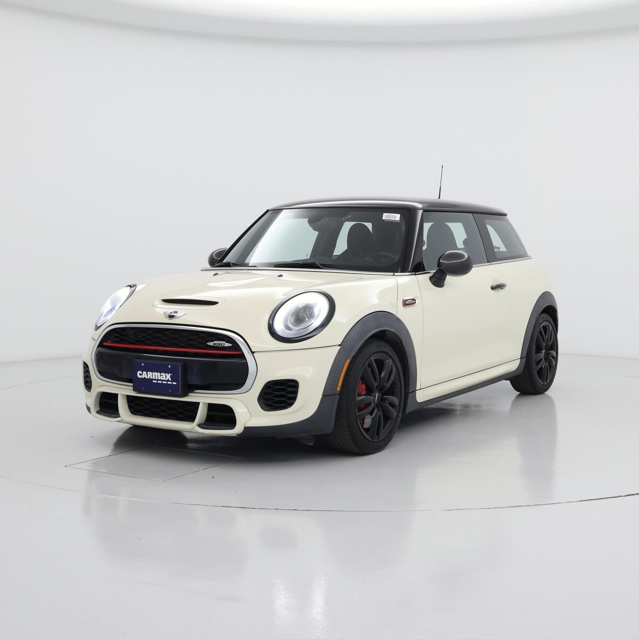 Thumbnail: 2017 MINI Cooper Hardtop - 4