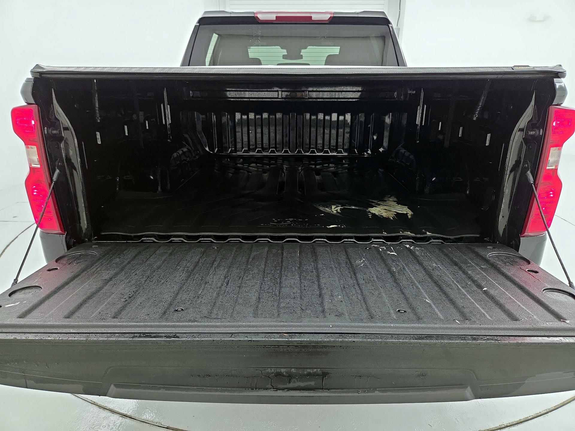 Thumbnail: 2022 Chevrolet Silverado 1500 - 20