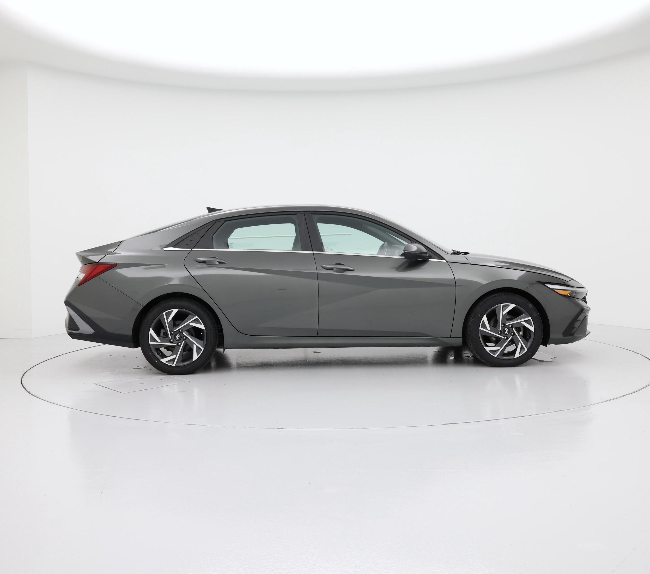 Thumbnail: 2024 Hyundai Elantra - 7