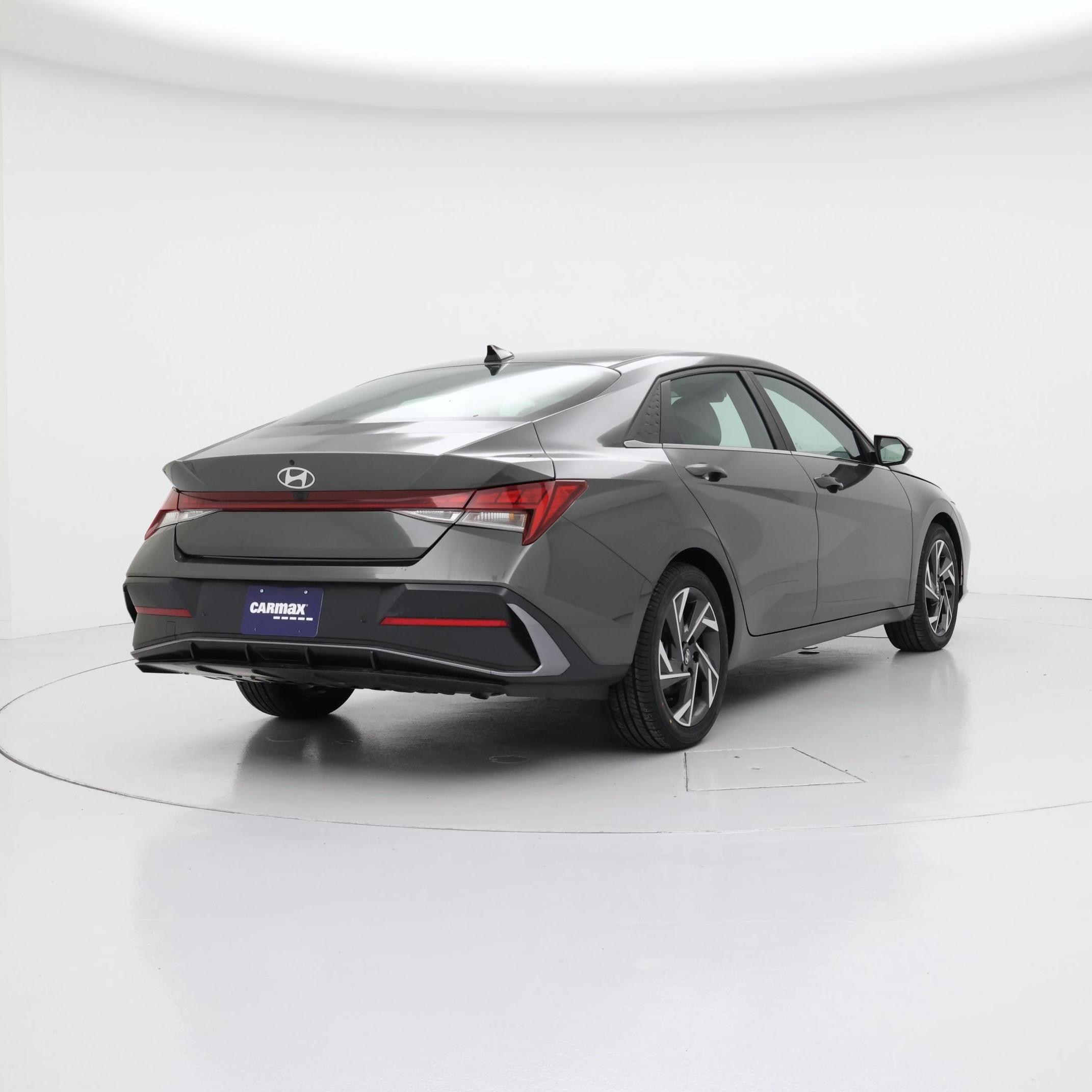 Thumbnail: 2024 Hyundai Elantra - 8