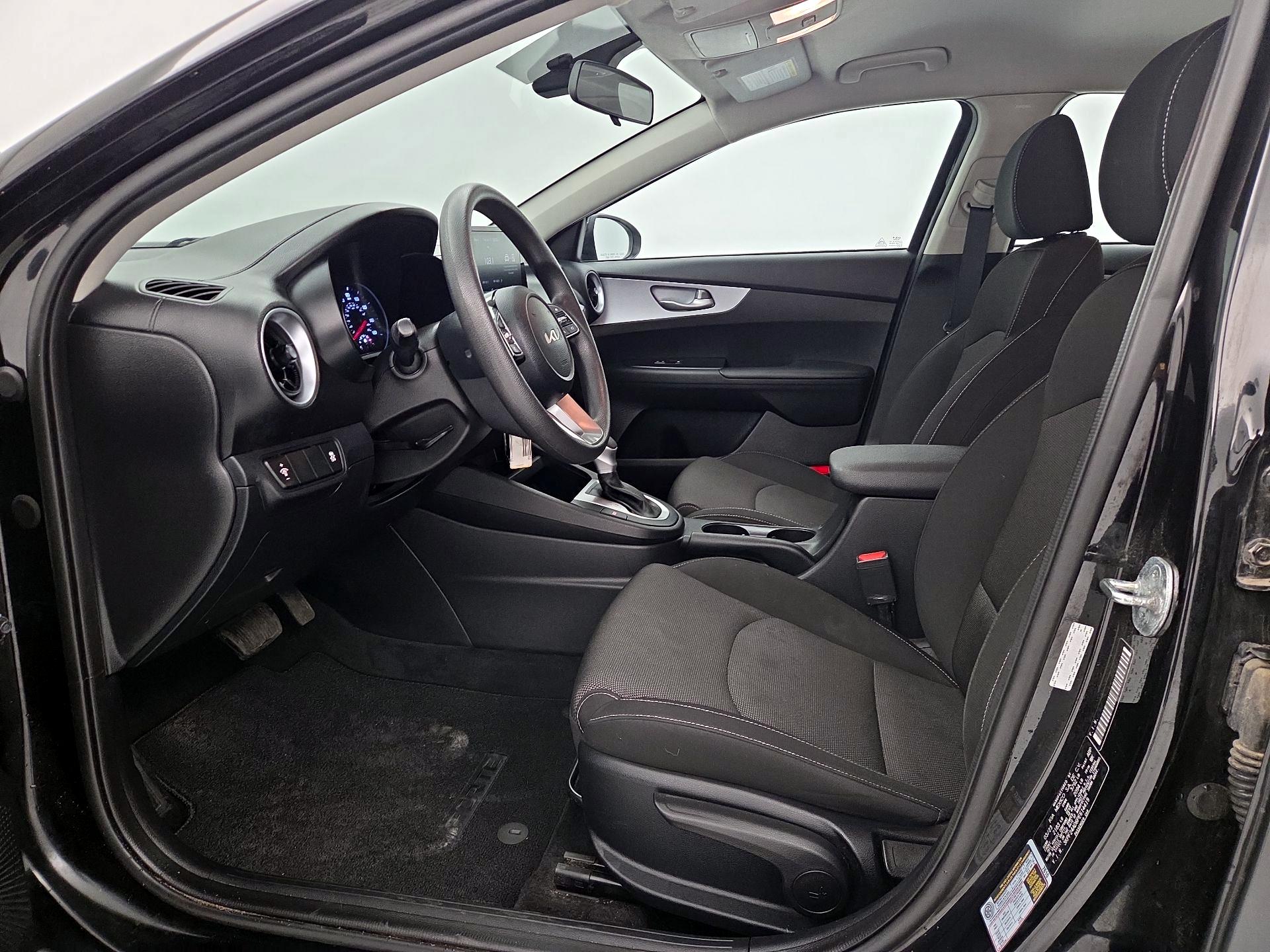Thumbnail: 2023 Kia Forte - 11