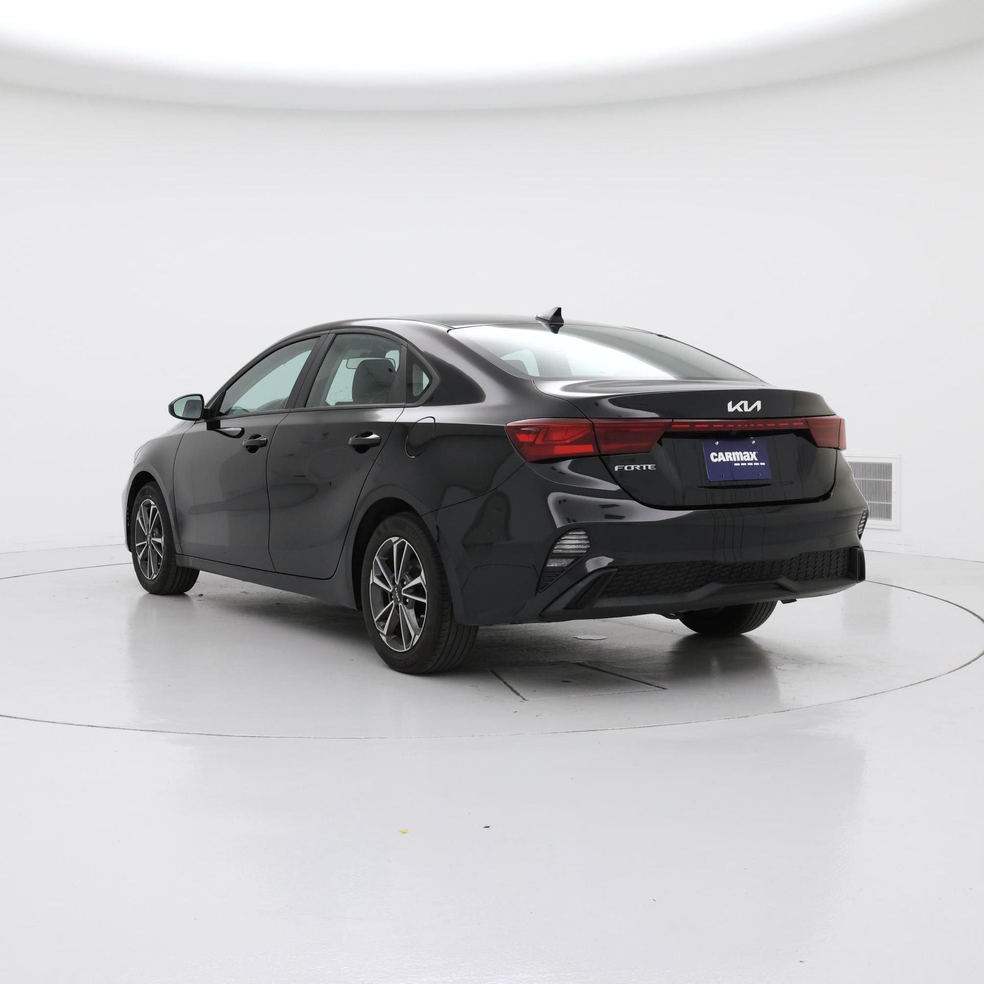 Thumbnail: 2023 Kia Forte - 2