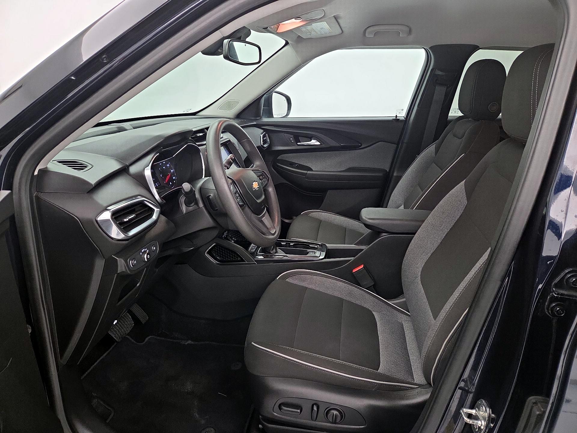 Thumbnail: 2021 Chevrolet TrailBlazer - 11