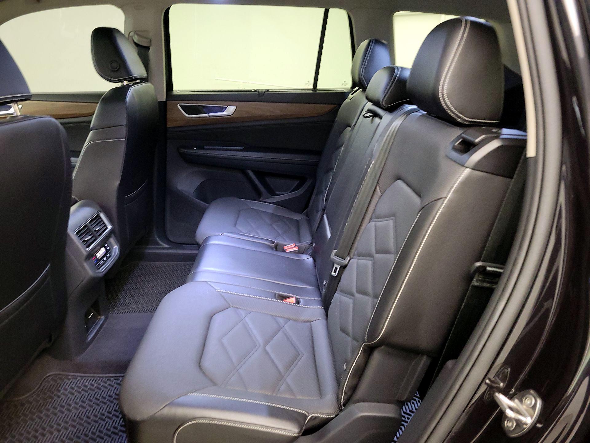 Thumbnail: 2024 Volkswagen Atlas - 20