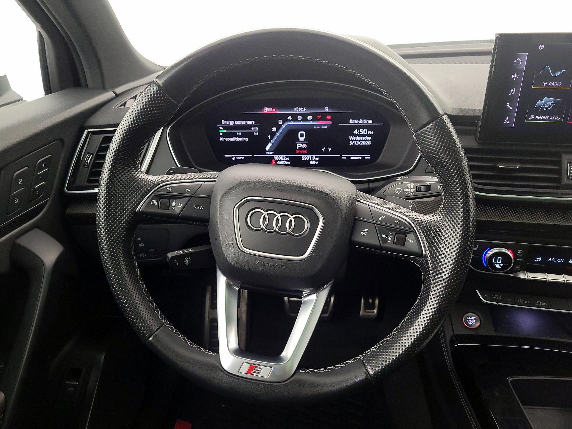 Thumbnail: 2022 Audi SQ5 - 10