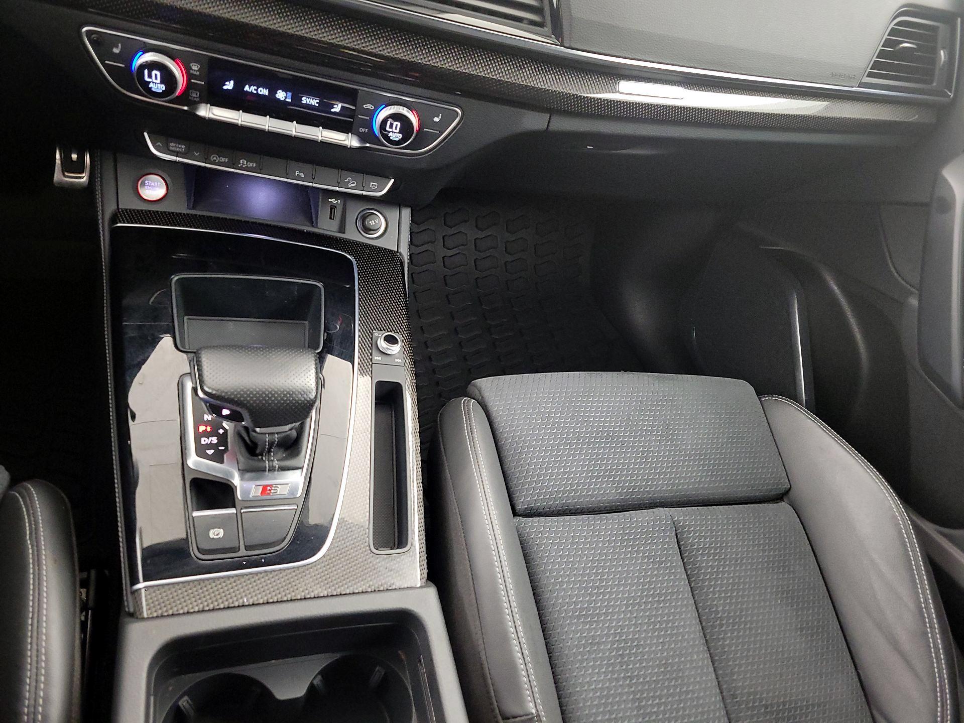 Thumbnail: 2022 Audi SQ5 - 17