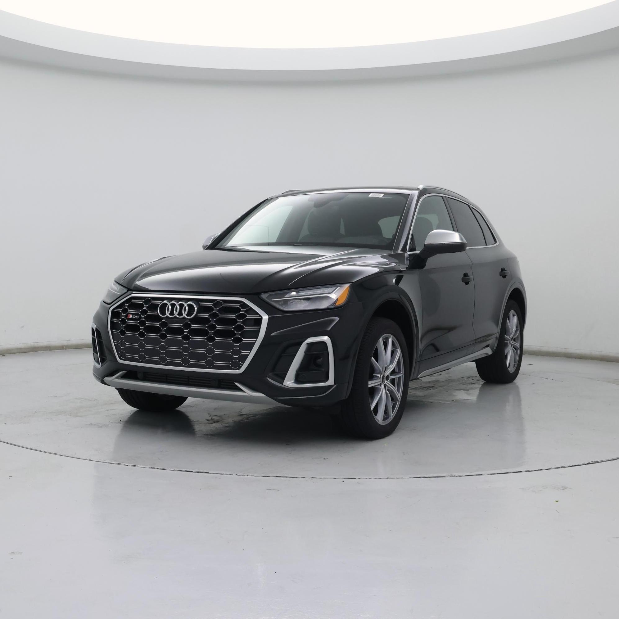 Thumbnail: 2022 Audi SQ5 - 4