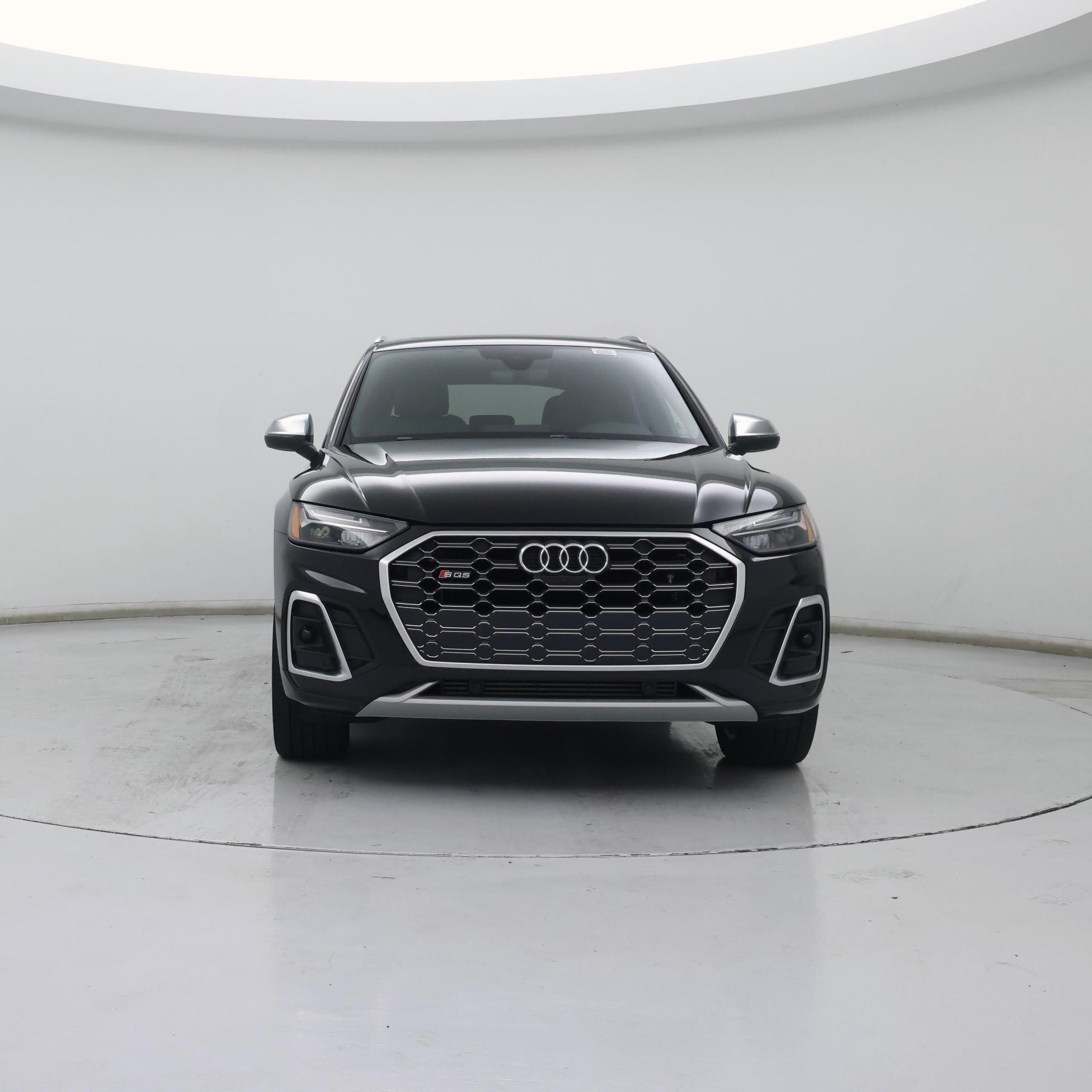 Thumbnail: 2022 Audi SQ5 - 5