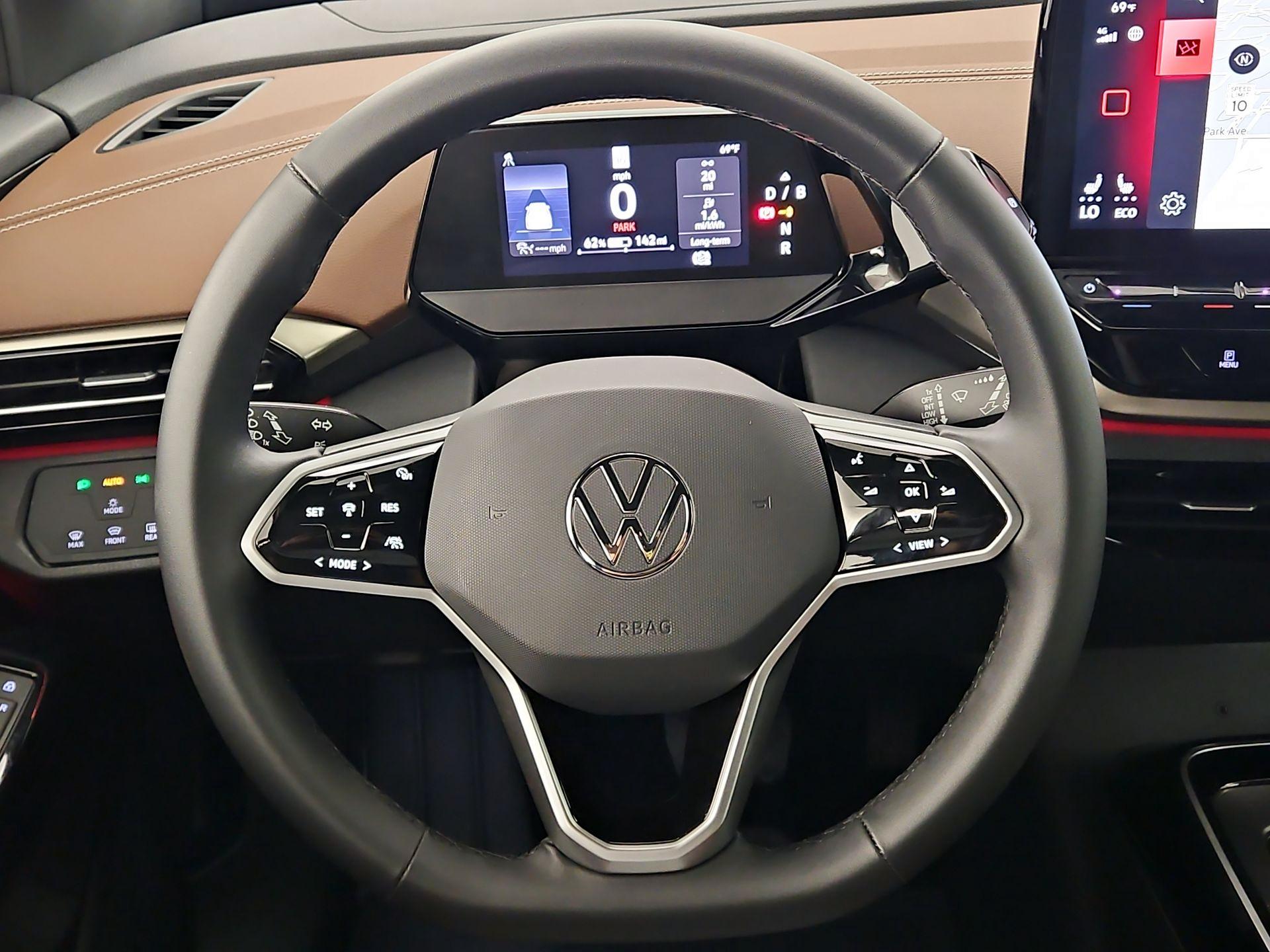 Thumbnail: 2023 Volkswagen ID.4 - 10