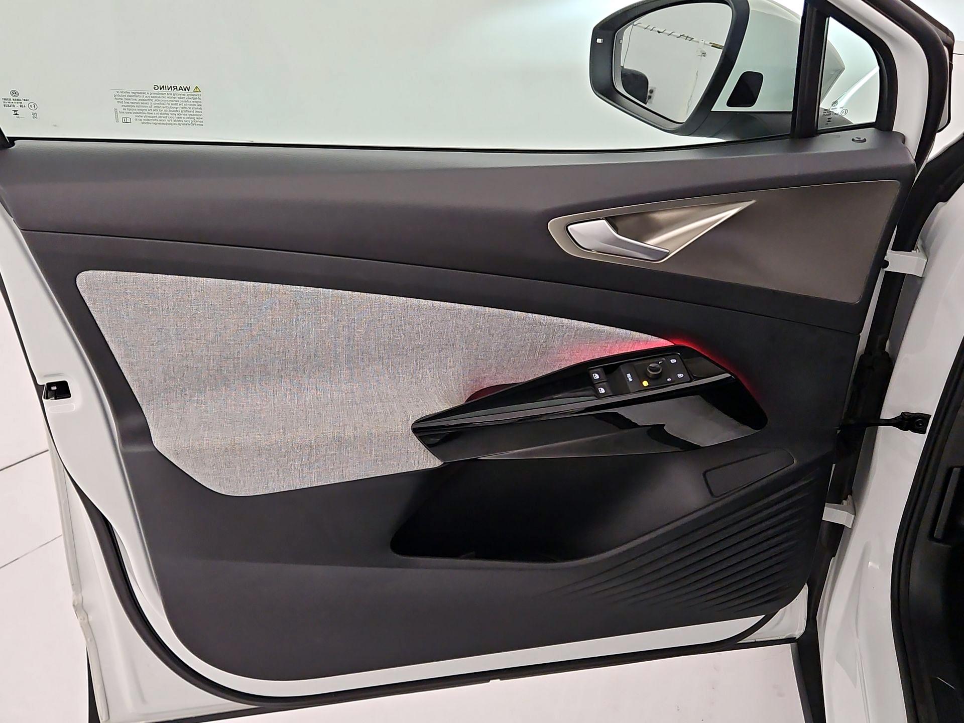 Thumbnail: 2023 Volkswagen ID.4 - 12