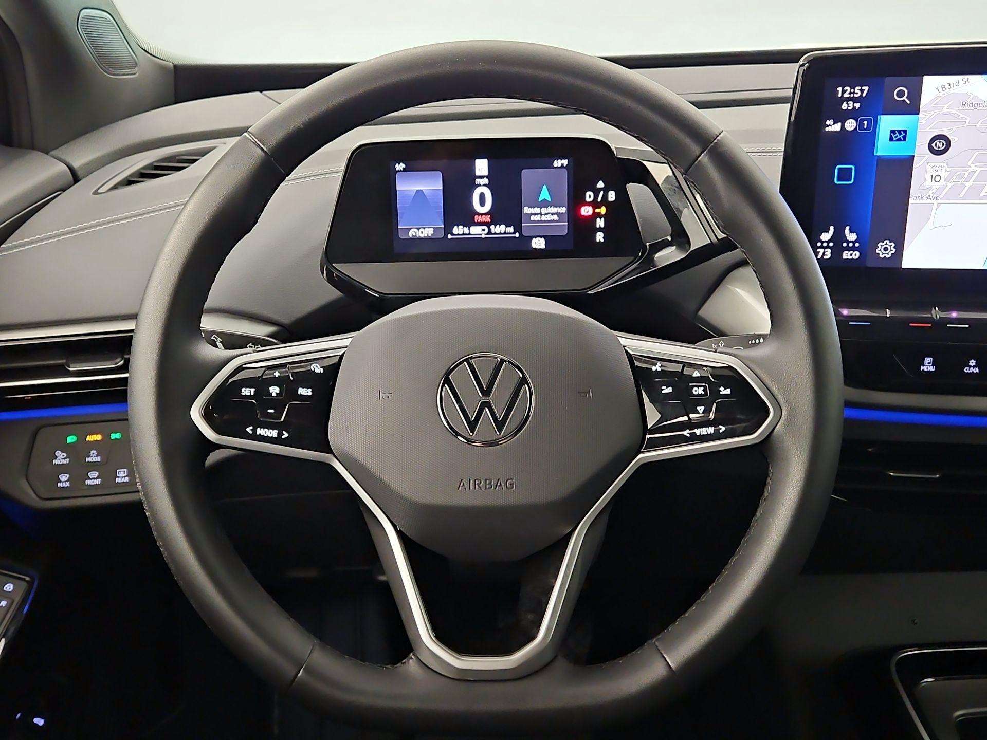 Thumbnail: 2023 Volkswagen ID.4 - 10