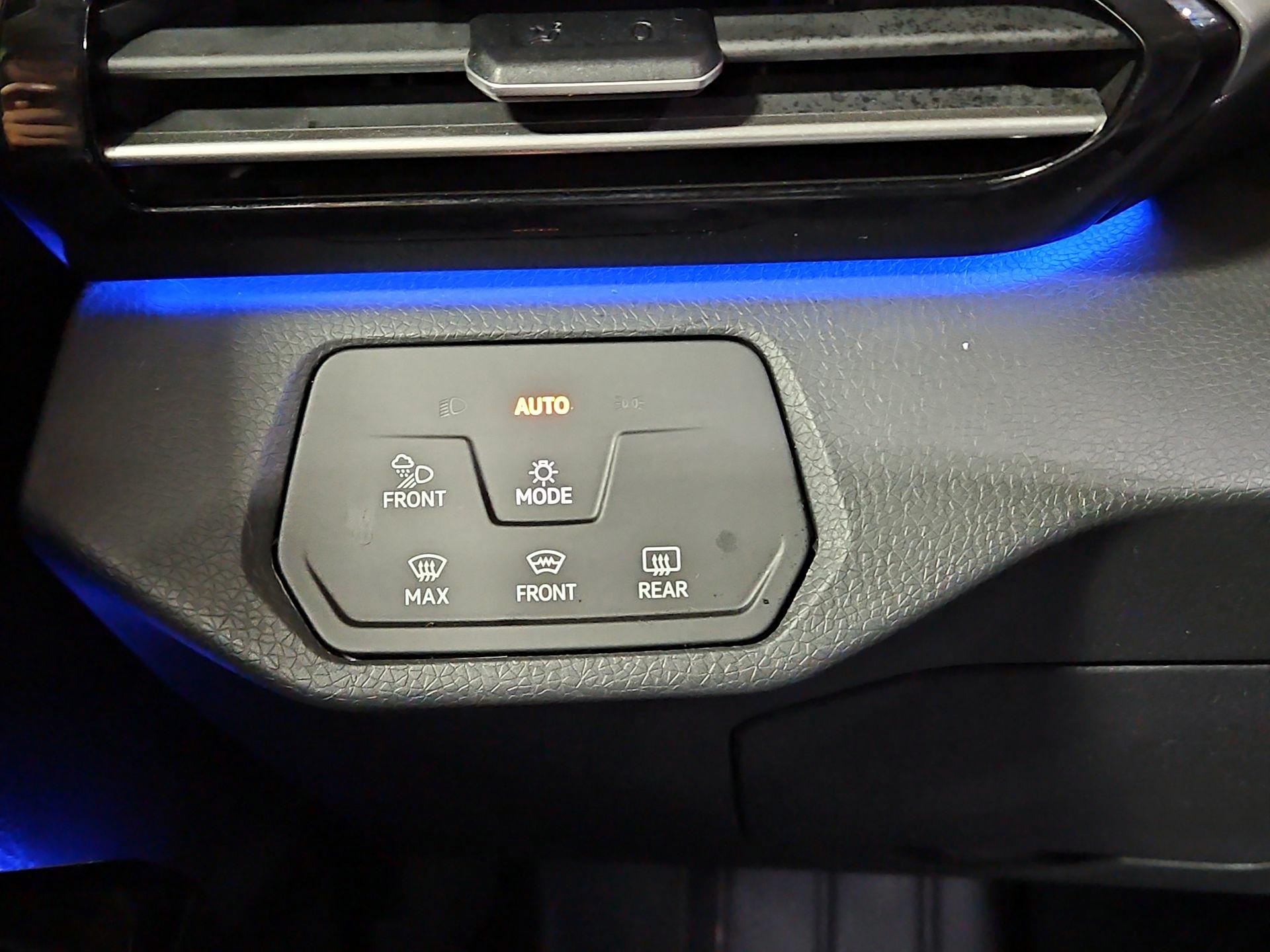 Thumbnail: 2023 Volkswagen ID.4 - 13