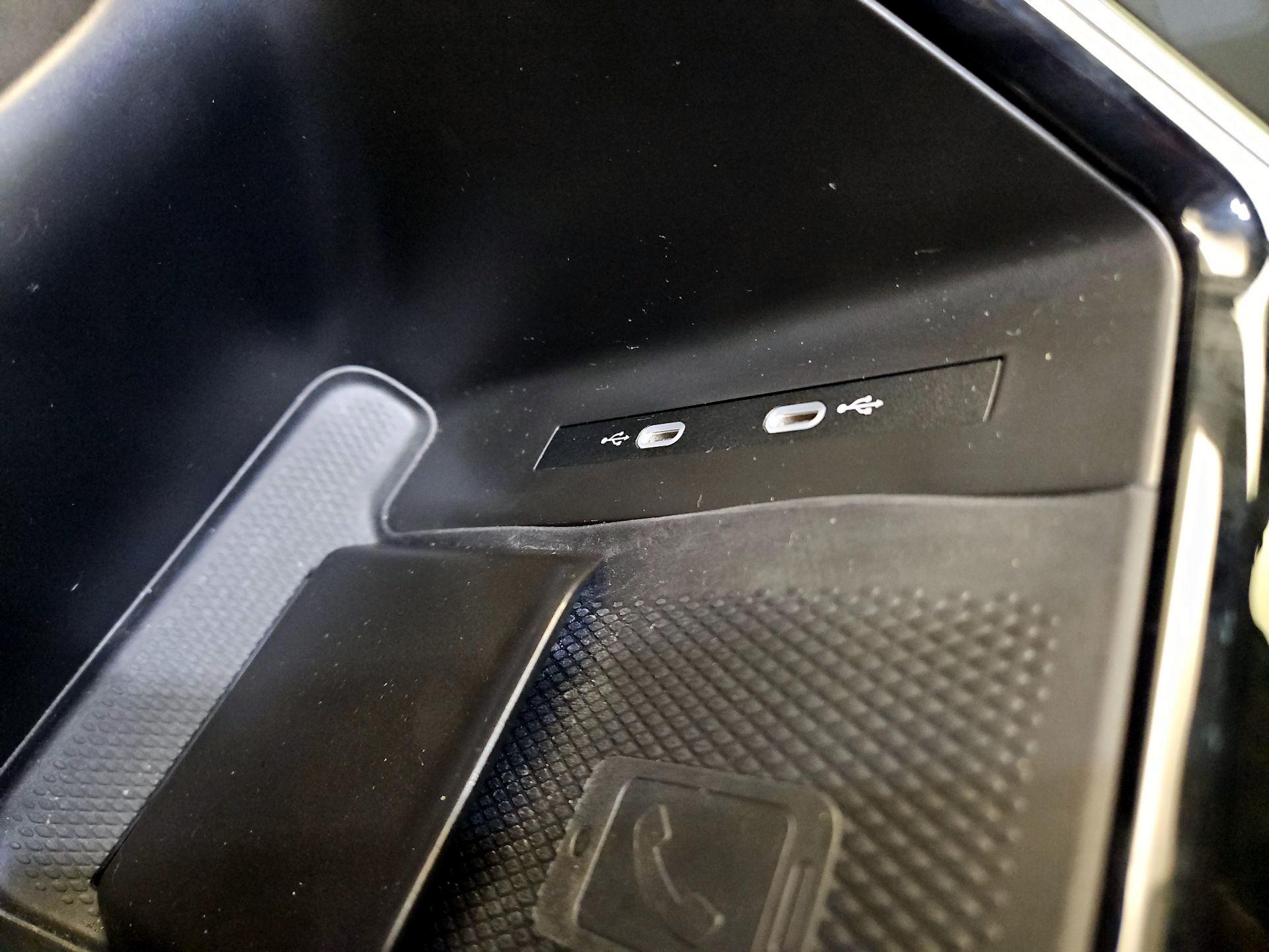 Thumbnail: 2023 Volkswagen ID.4 - 19