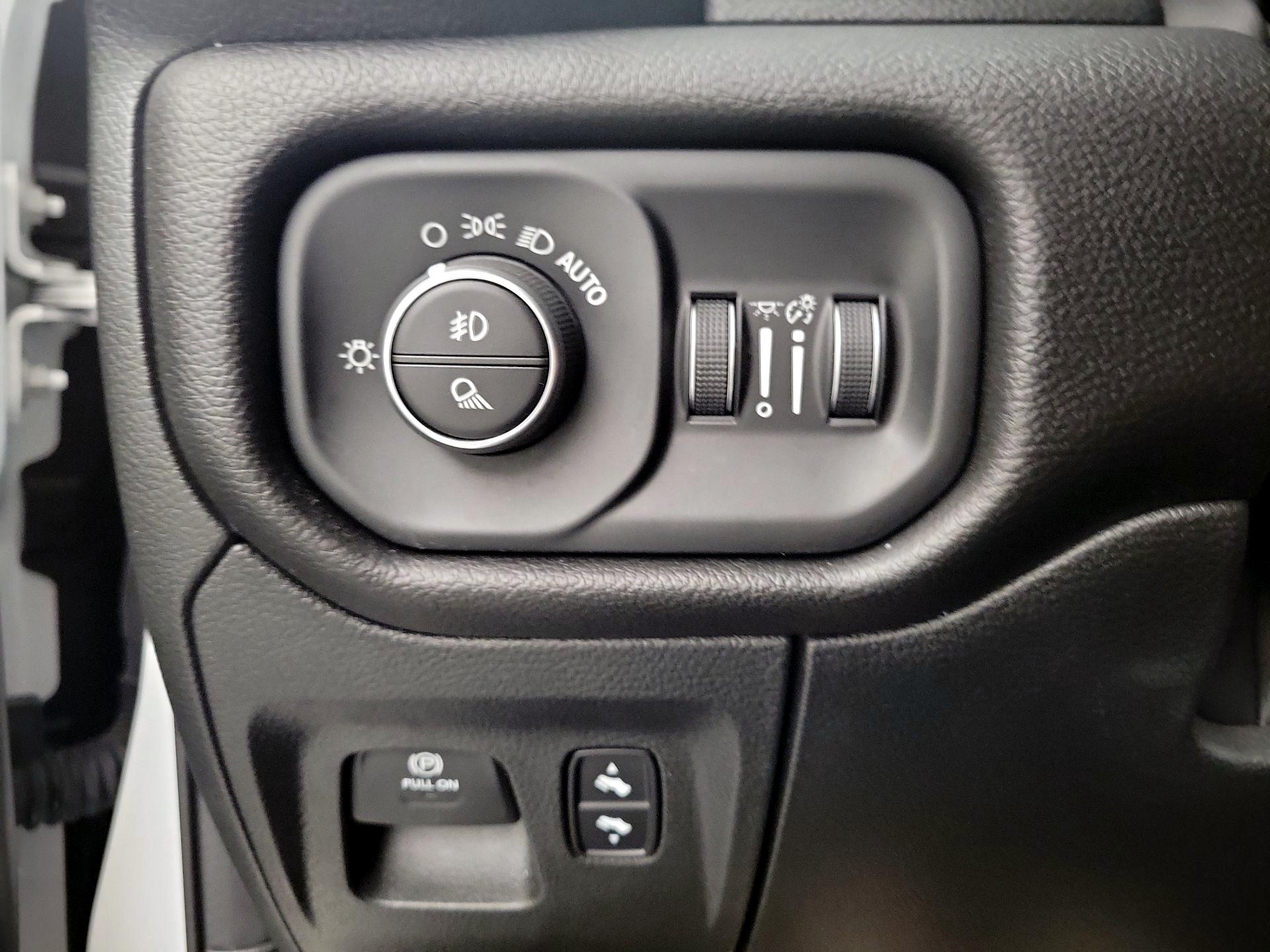 Thumbnail: 2023 RAM 1500 - 13