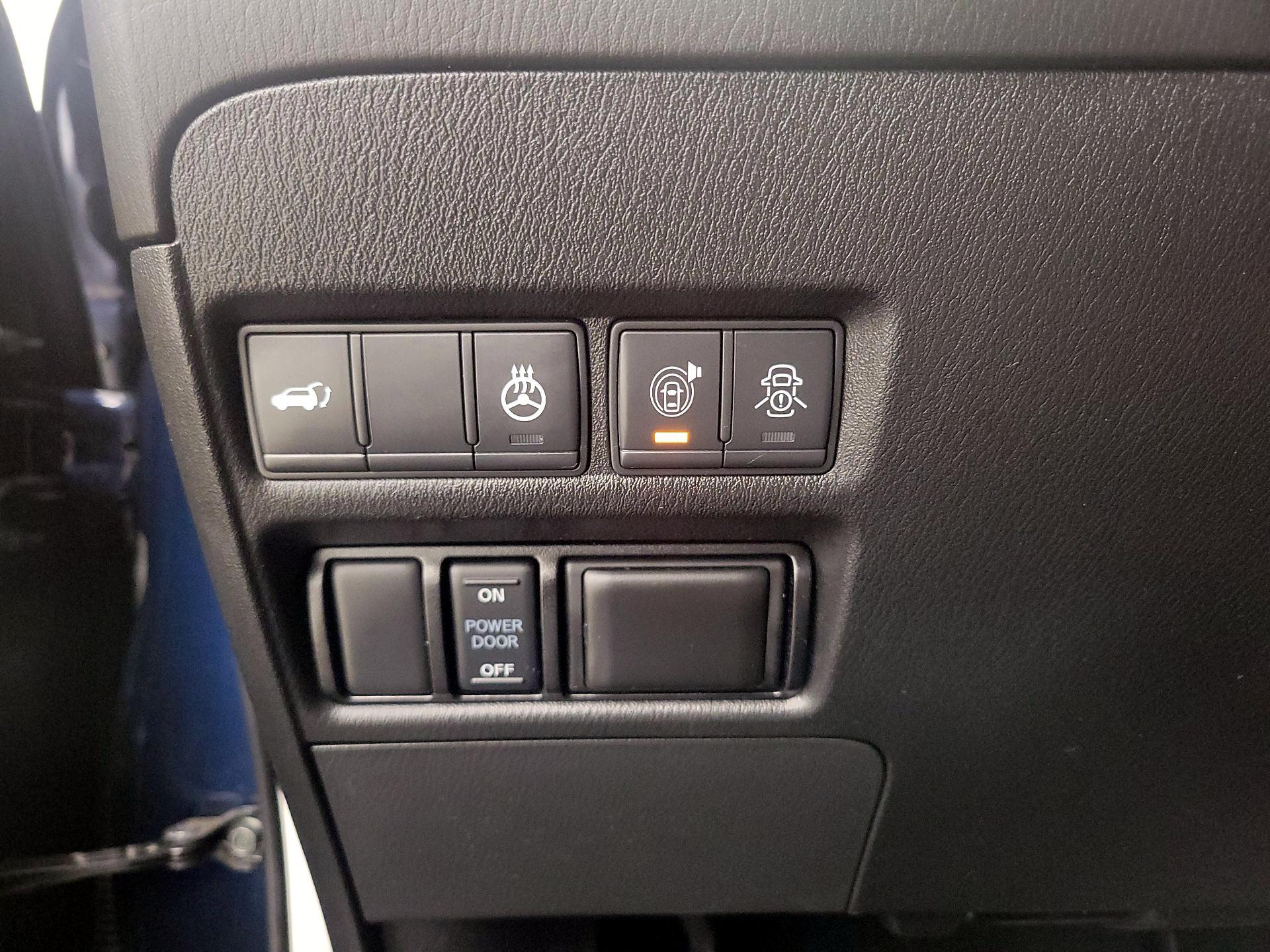 Thumbnail: 2020 Nissan Armada - 13