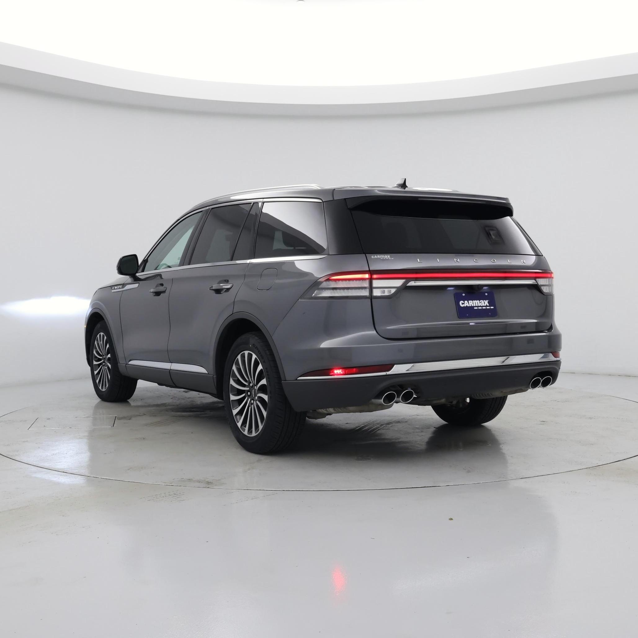 Thumbnail: 2023 Lincoln Aviator - 2