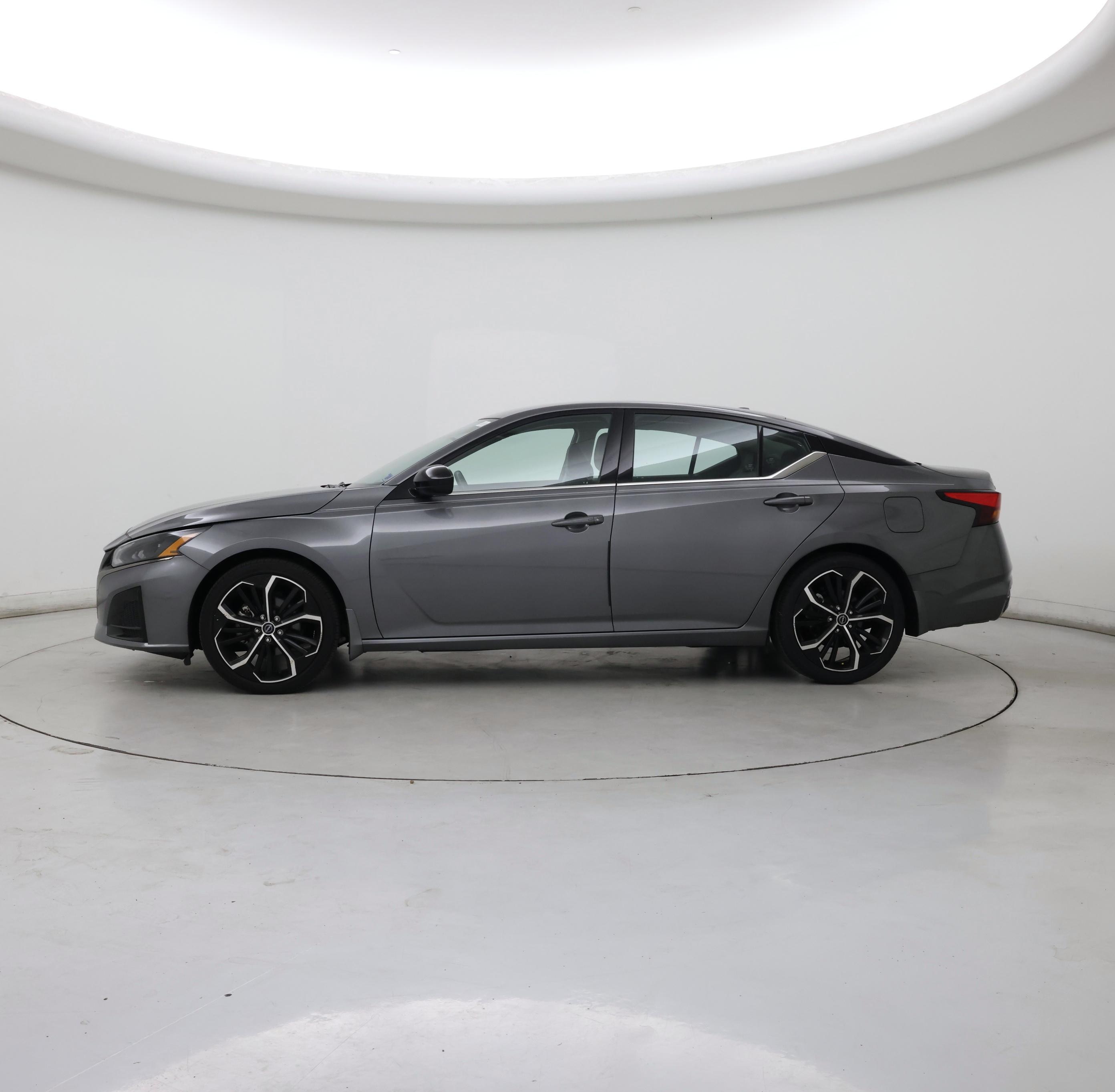 Thumbnail: 2024 Nissan Altima - 3