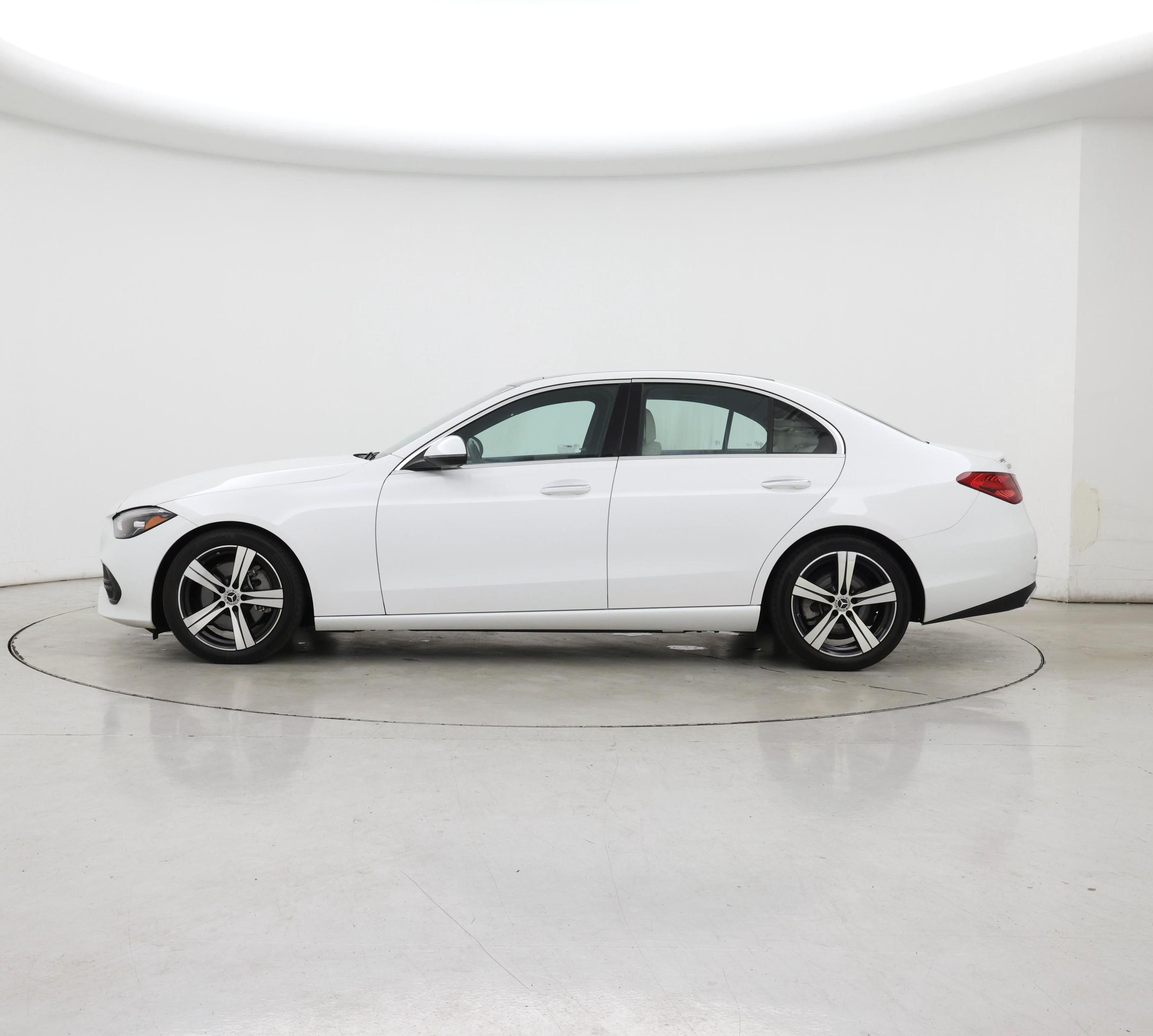 Thumbnail: 2023 Mercedes-Benz C-Class - 3