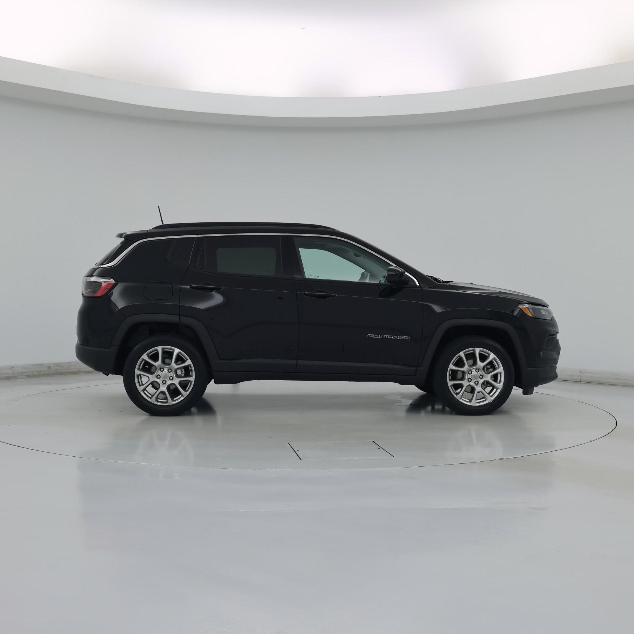 Thumbnail: 2022 Jeep Compass - 7