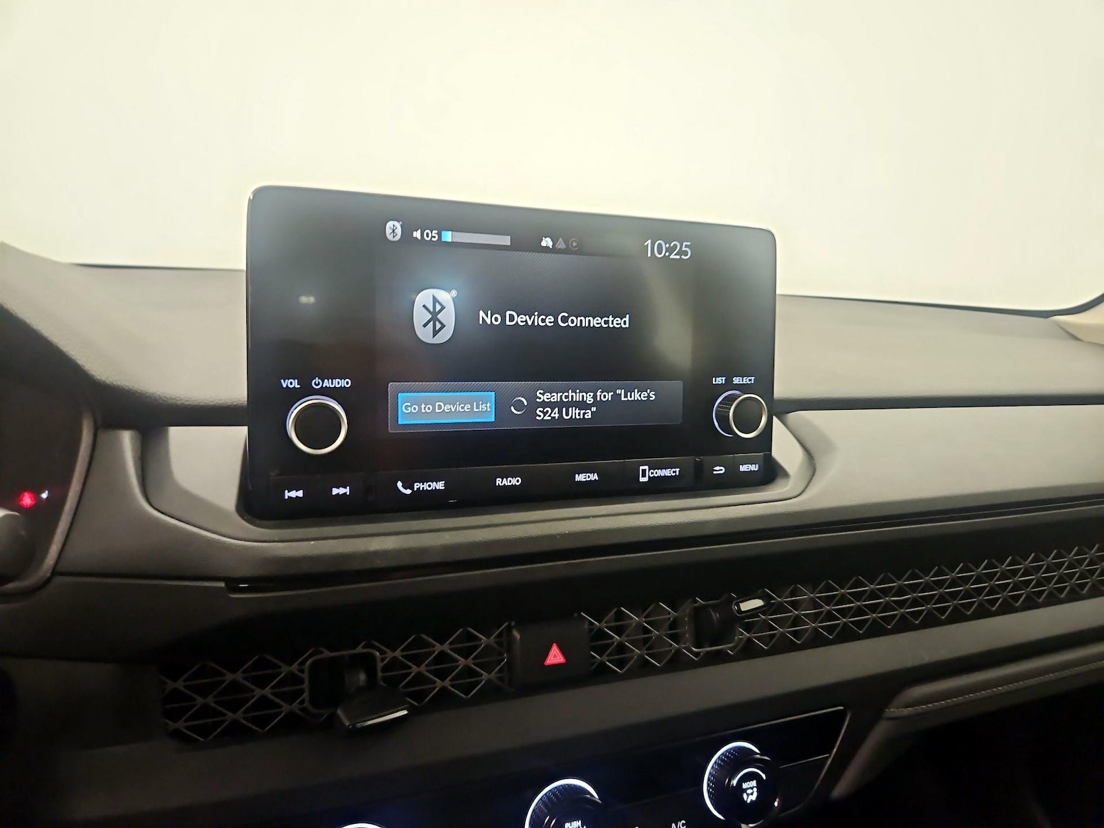 2024 Honda Accord LX - Photo 15