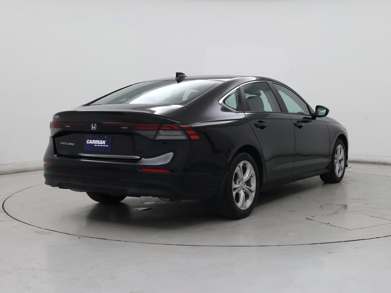 2024 Honda Accord LX - Photo 9