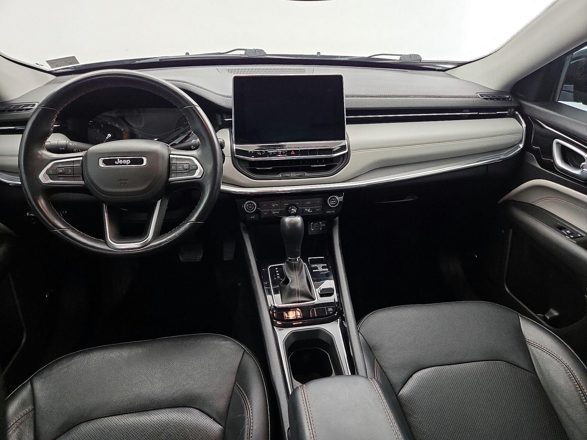 Thumbnail: 2022 Jeep Compass - 9
