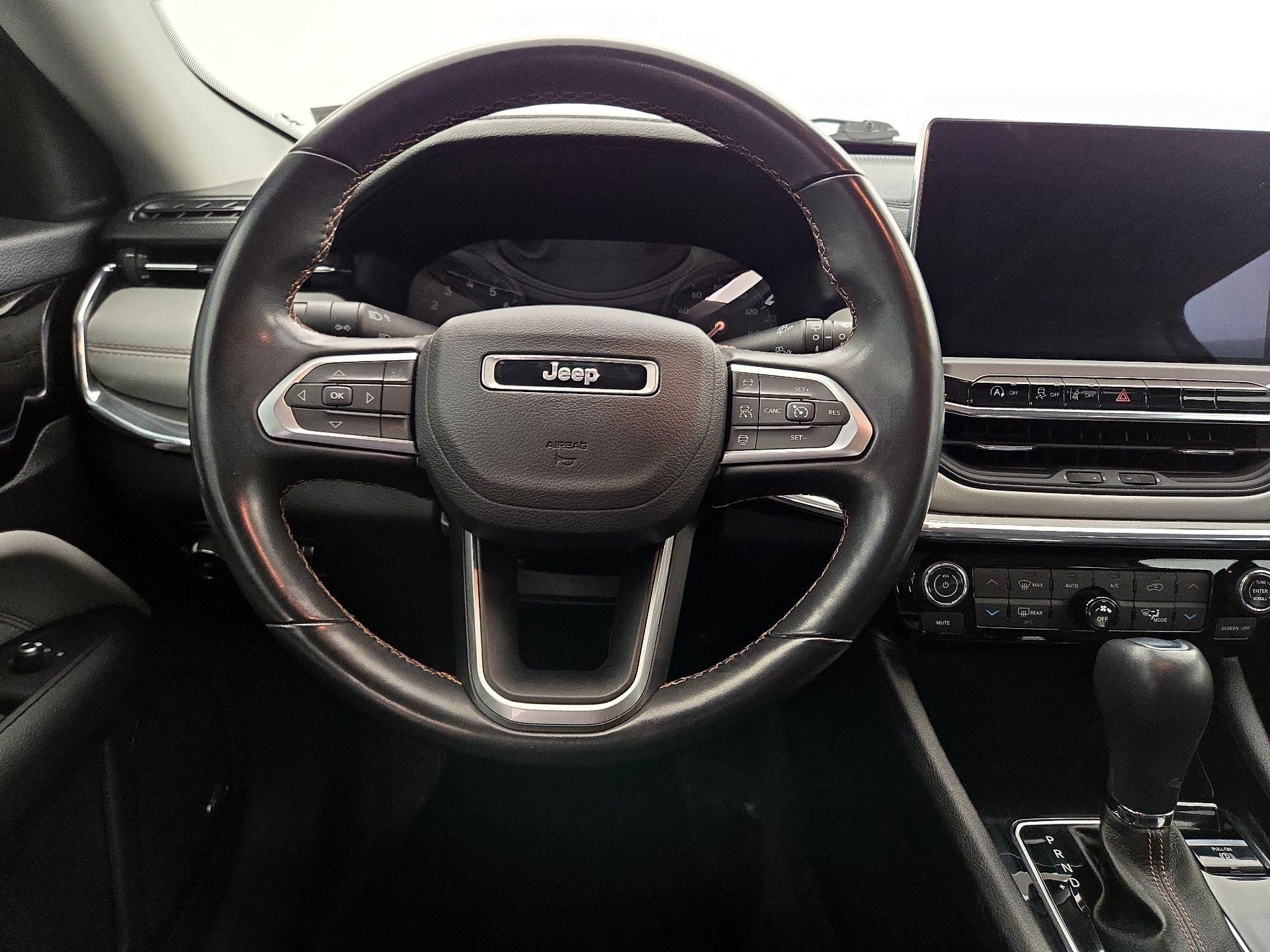 Thumbnail: 2022 Jeep Compass - 10