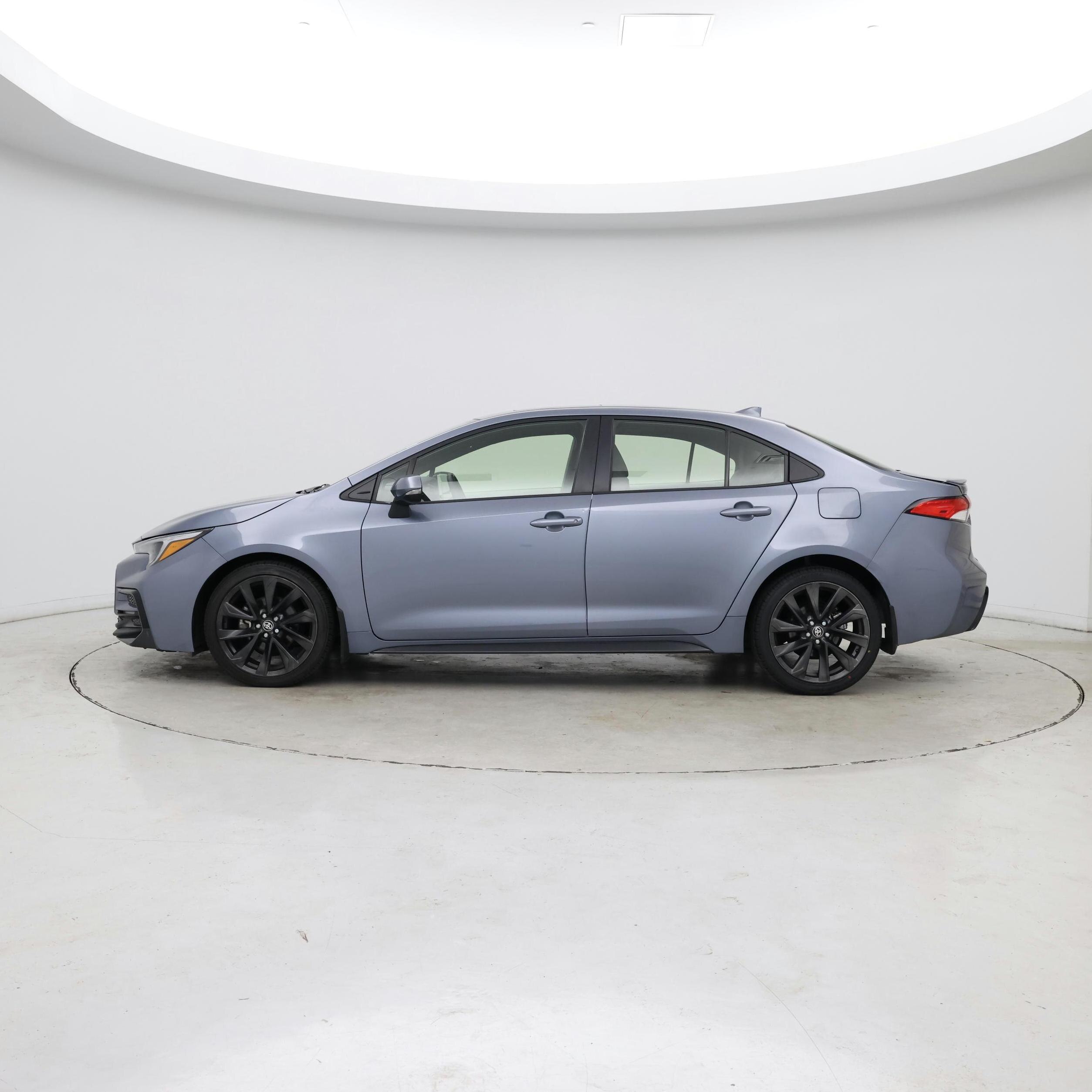 Thumbnail: 2023 Toyota Corolla - 3